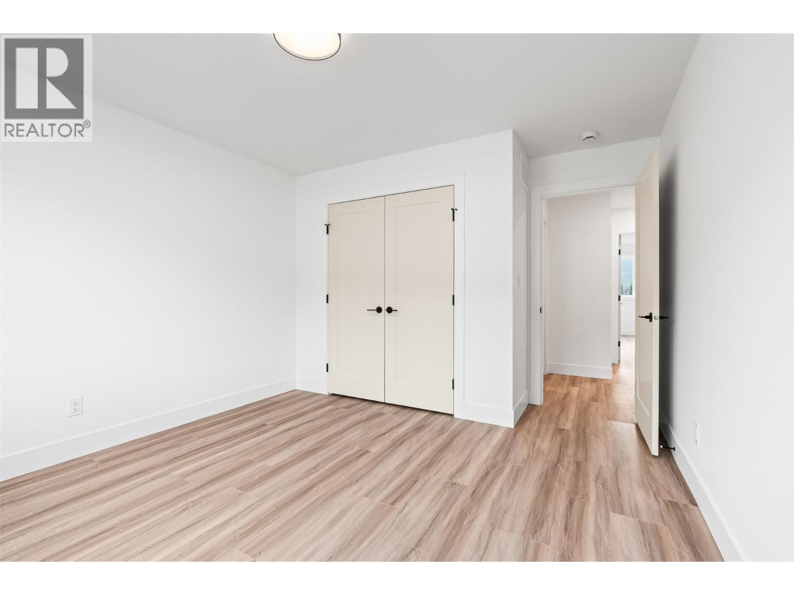 7005 Manning Place, Vernon, British Columbia  V1B 0B6 - Photo 25 - 10396995