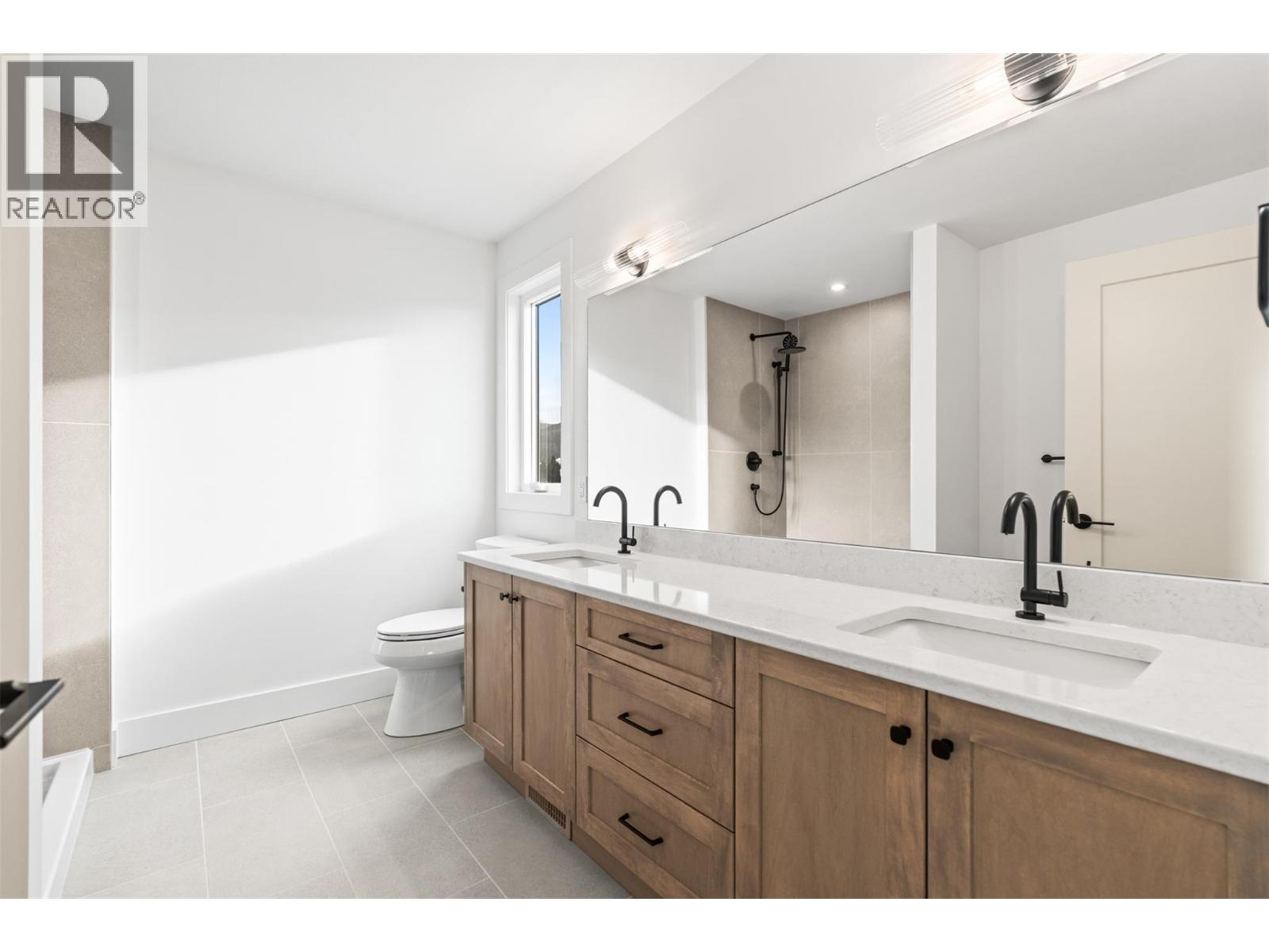7005 Manning Place, Vernon, British Columbia  V1B 0B6 - Photo 29 - 10396995
