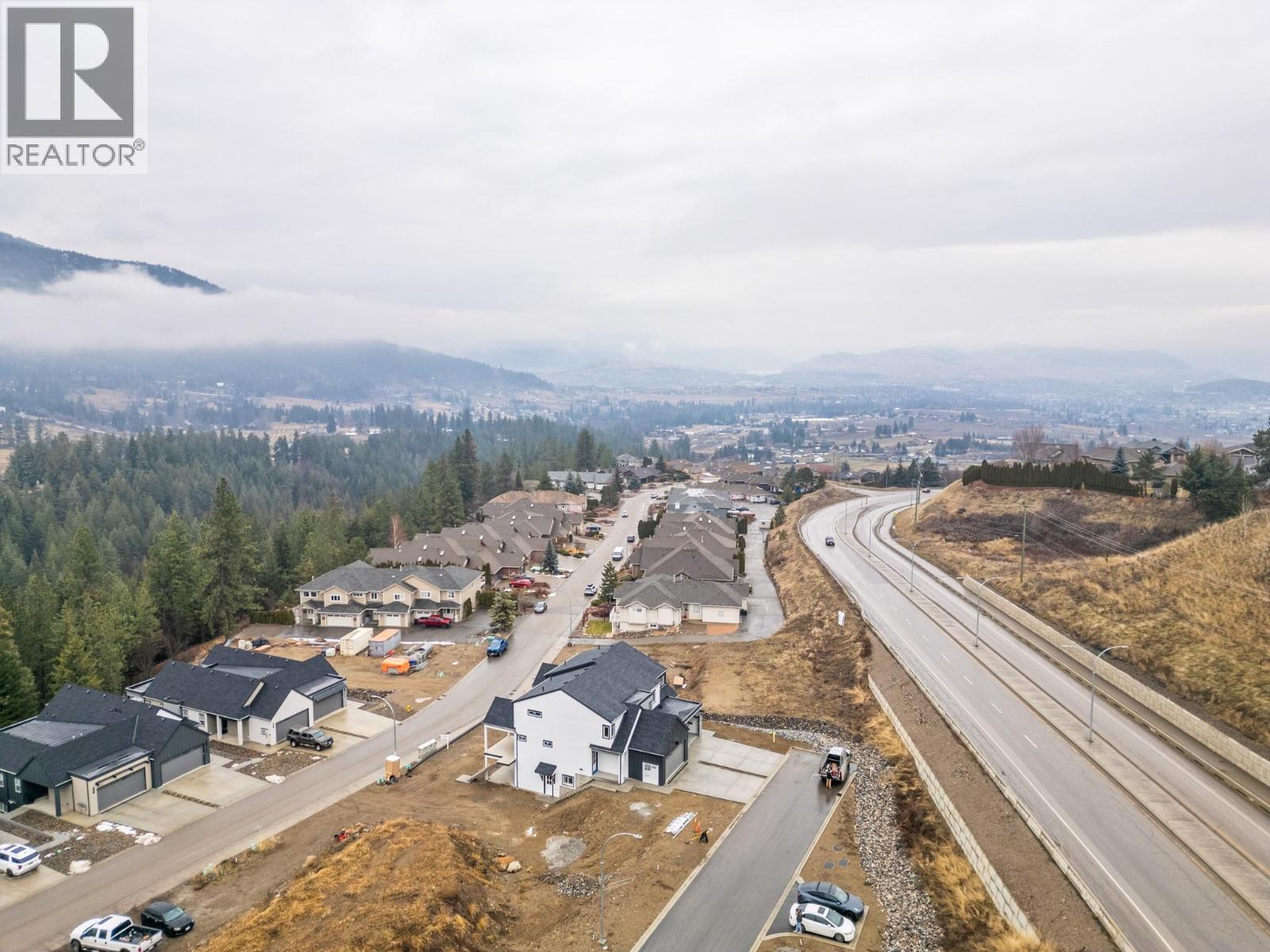 7005 Manning Place, Vernon, British Columbia  V1B 0B6 - Photo 47 - 10396995