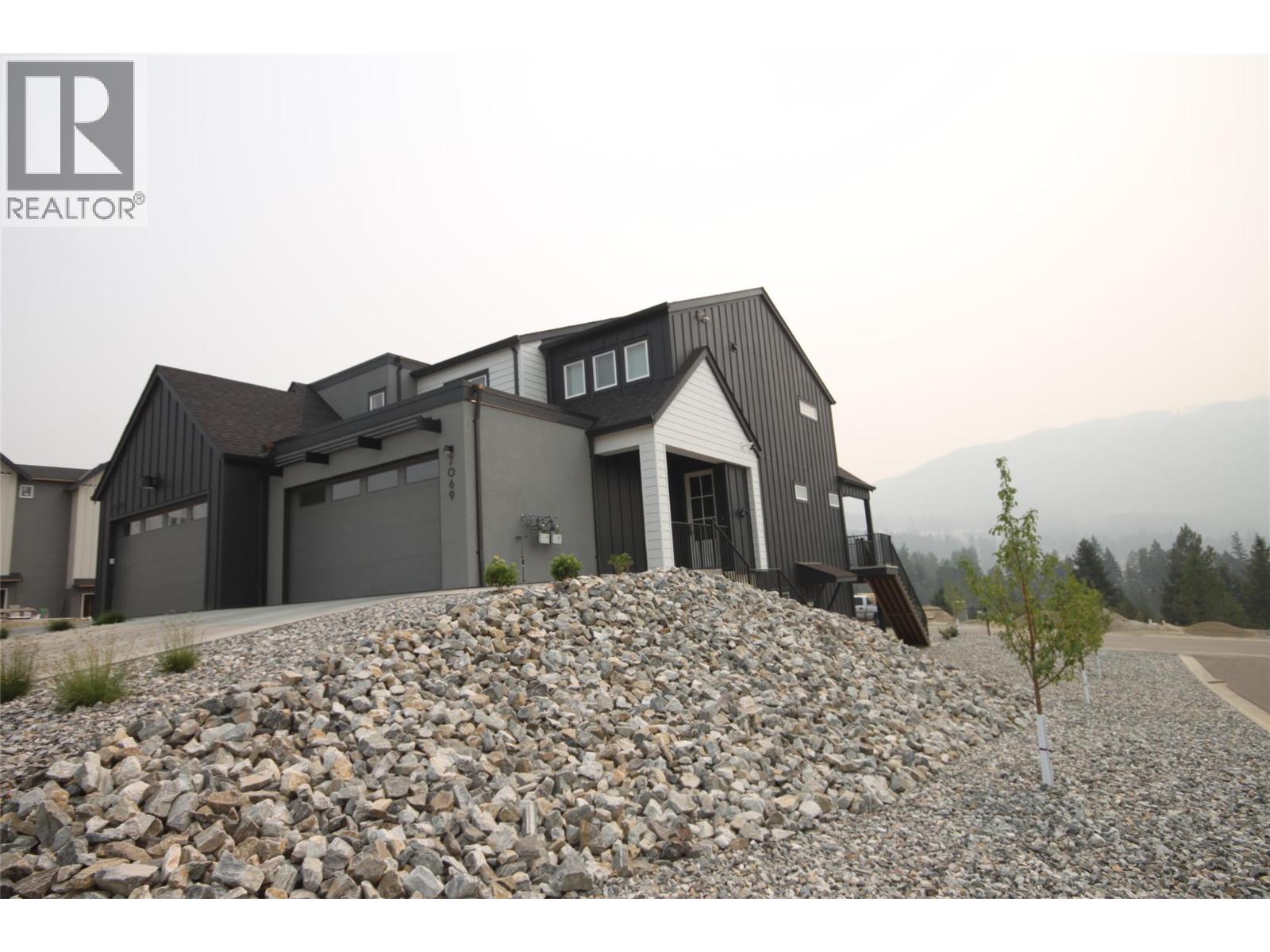 7005 Manning Place, Vernon, British Columbia  V1B 0B6 - Photo 54 - 10396995