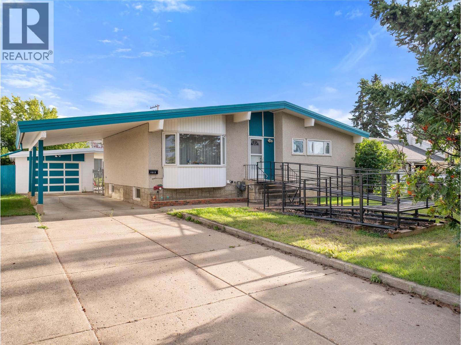 1513 108 Avenue, Dawson Creek, British Columbia  V1G 2T5 - Photo 1 - 10397066
