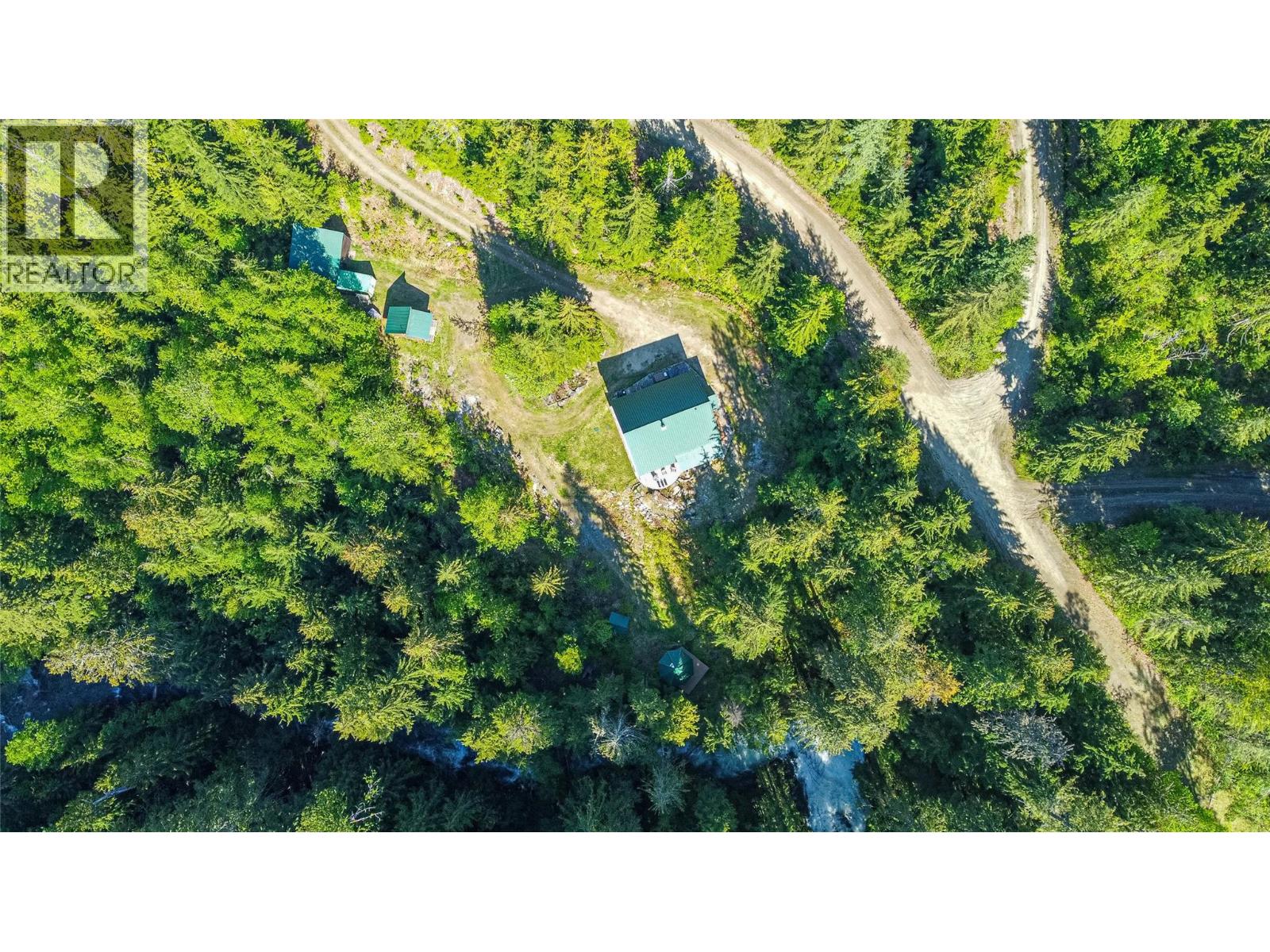 327 Salmon Creek Road, Beaton, British Columbia  V0G 1R2 - Photo 1 - 10397016