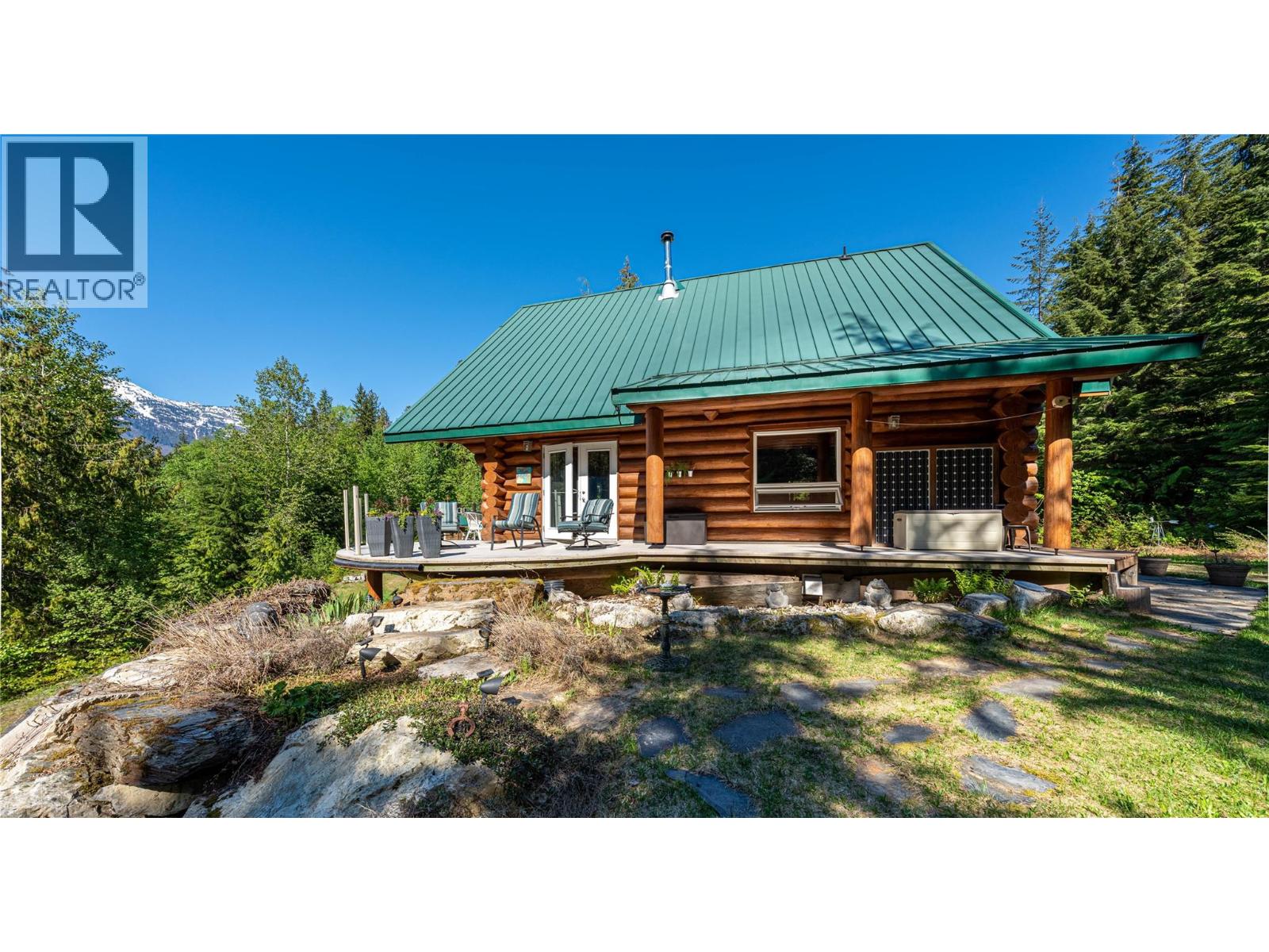 327 Salmon Creek Road, Beaton, British Columbia  V0G 1R2 - Photo 7 - 10397016