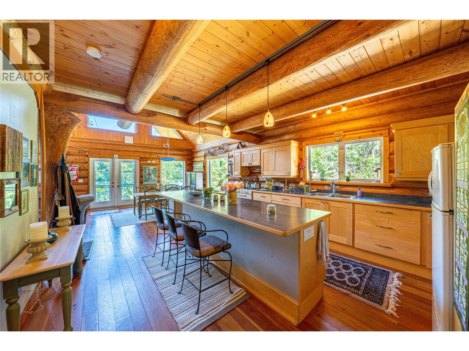 327 Salmon Creek Road, Beaton, British Columbia  V0G 1R2 - Photo 9 - 10397016