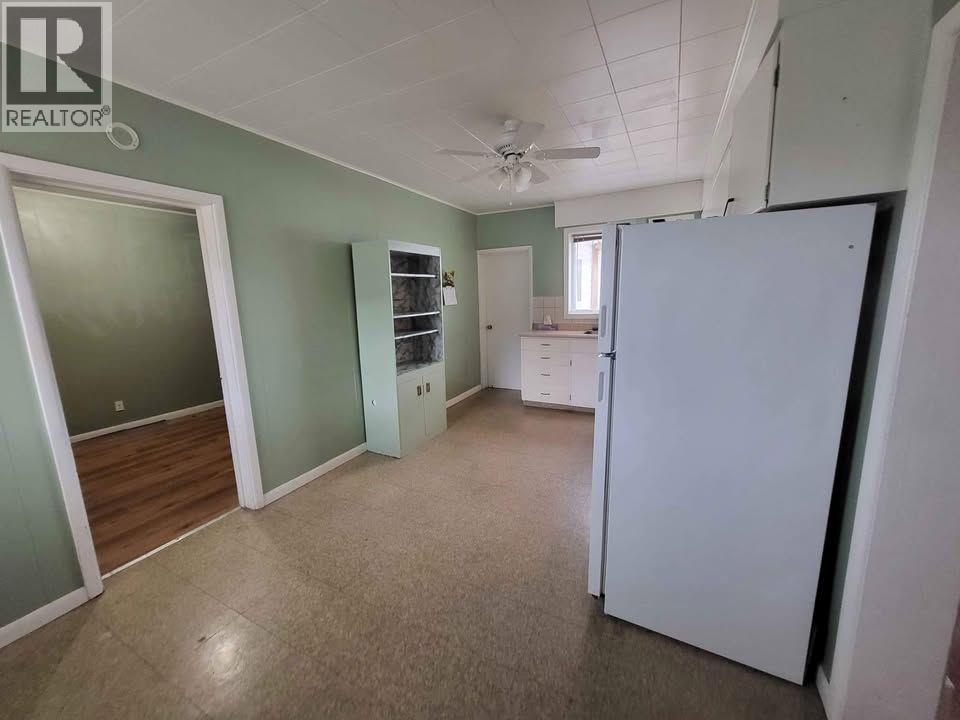 6205 97th Street, Osoyoos, British Columbia  V0H 1V4 - Photo 4 - 10397048