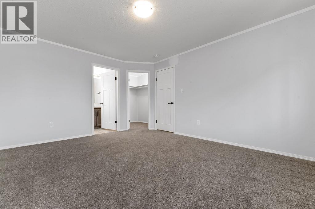8948 Rundle Place, Canal Flats, British Columbia  V0B 1B0 - Photo 13 - 10396815