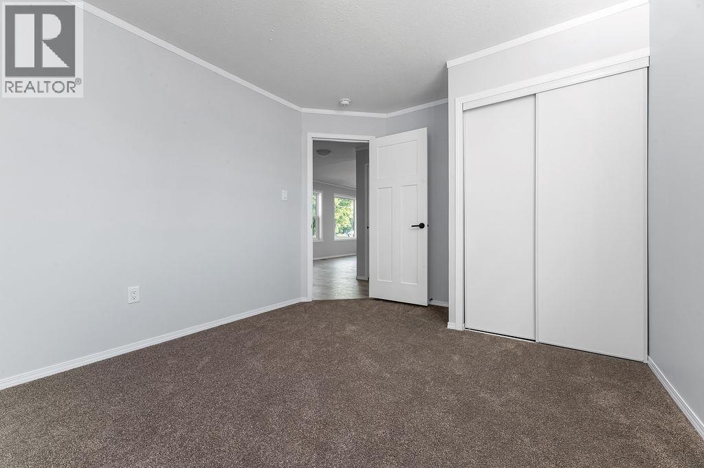 8948 Rundle Place, Canal Flats, British Columbia  V0B 1B0 - Photo 17 - 10396815