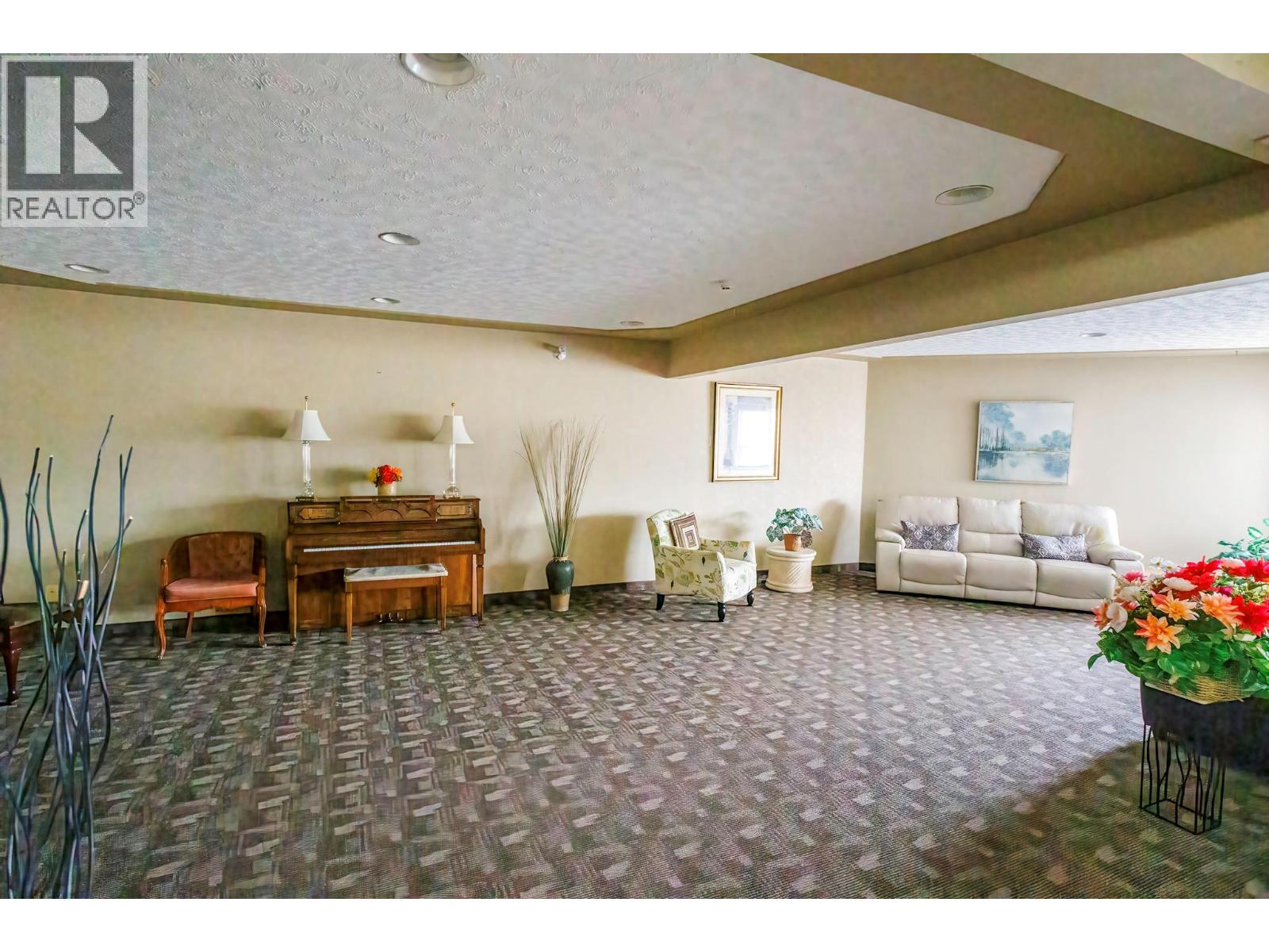 2085 Gordon Drive Unit# 211, Kelowna, British Columbia  V1Y 8S1 - Photo 32 - 10396781