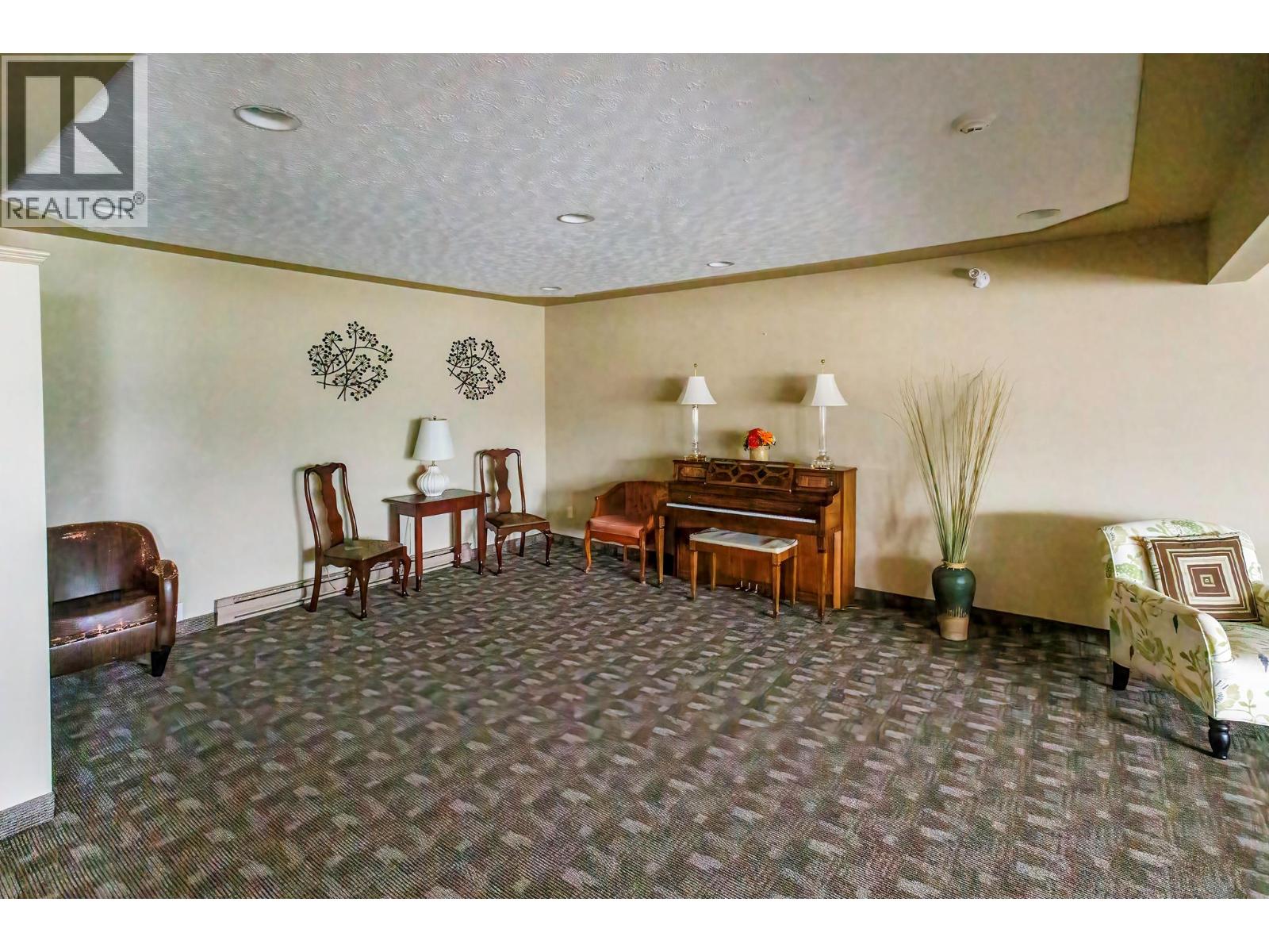 2085 Gordon Drive Unit# 211, Kelowna, British Columbia  V1Y 8S1 - Photo 33 - 10396781