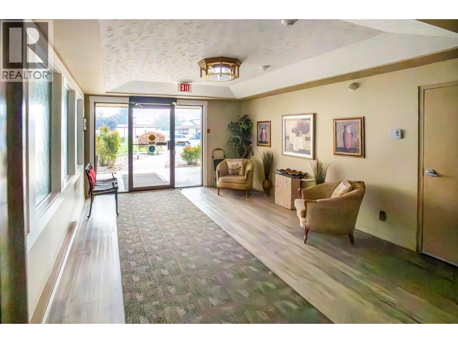 2085 Gordon Drive Unit# 211, Kelowna, British Columbia  V1Y 8S1 - Photo 35 - 10396781