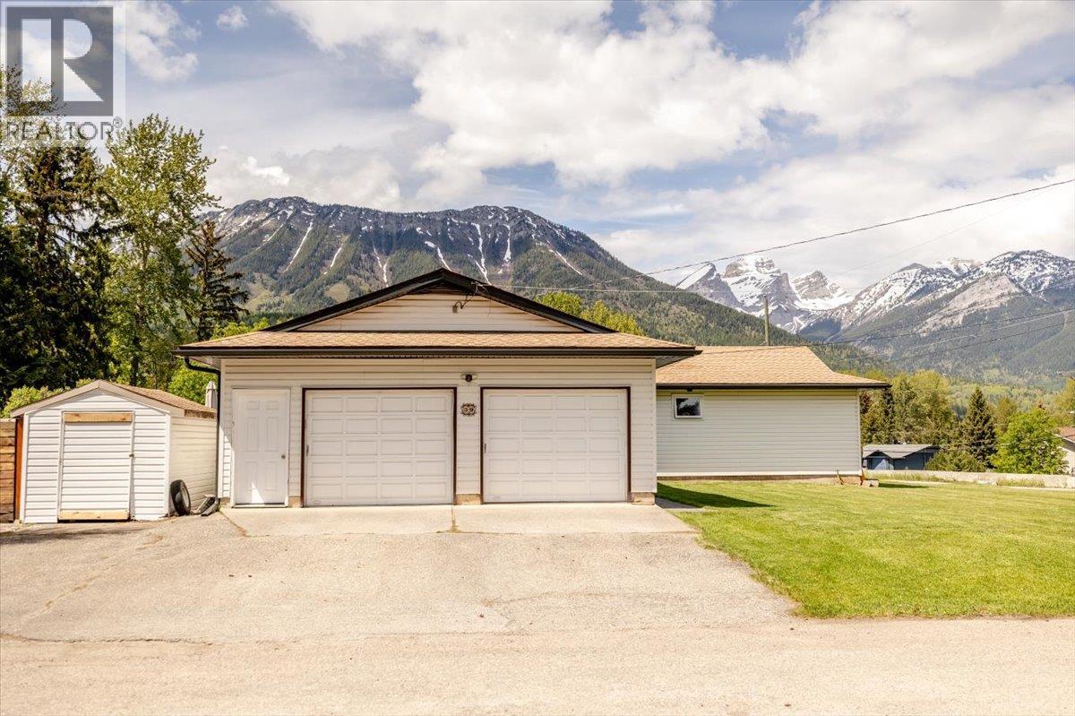 39 Elkview Drive, Fernie, British Columbia  V0B 1M3 - Photo 71 - 10397109