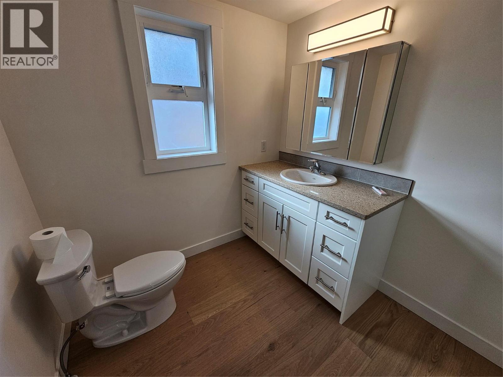 578 Lakeshore Drive Unit# 402, Penticton, British Columbia  V2A 1B9 - Photo 10 - 10397103
