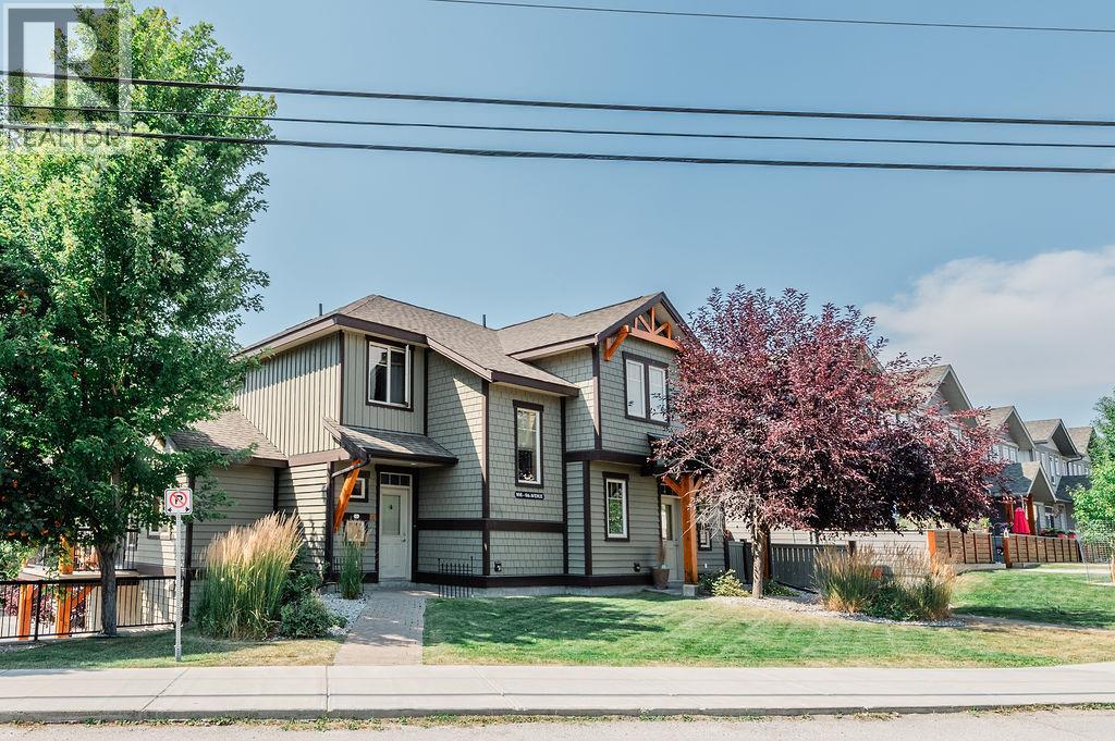 906 6th Avenue Unit# 1, Invermere, British Columbia  V0A 1K0 - Photo 1 - 10396876