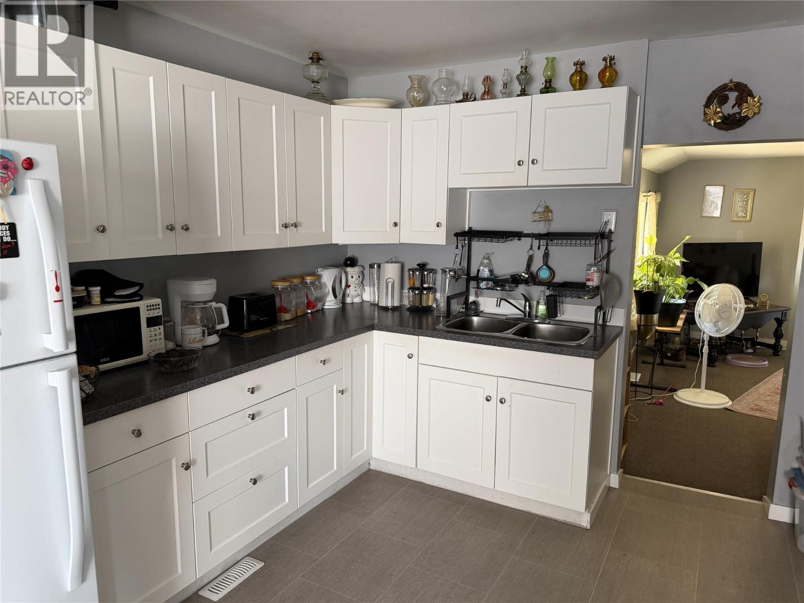 334/342/350 Rigsby Street, Penticton, British Columbia  V2A 5S7 - Photo 5 - 10396030