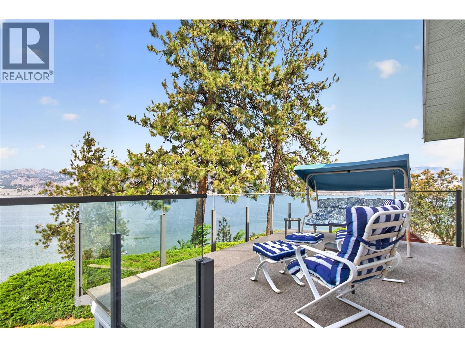 131 Cedar Avenue, Kaleden, British Columbia  V0H 1K0 - Photo 3 - 10395529