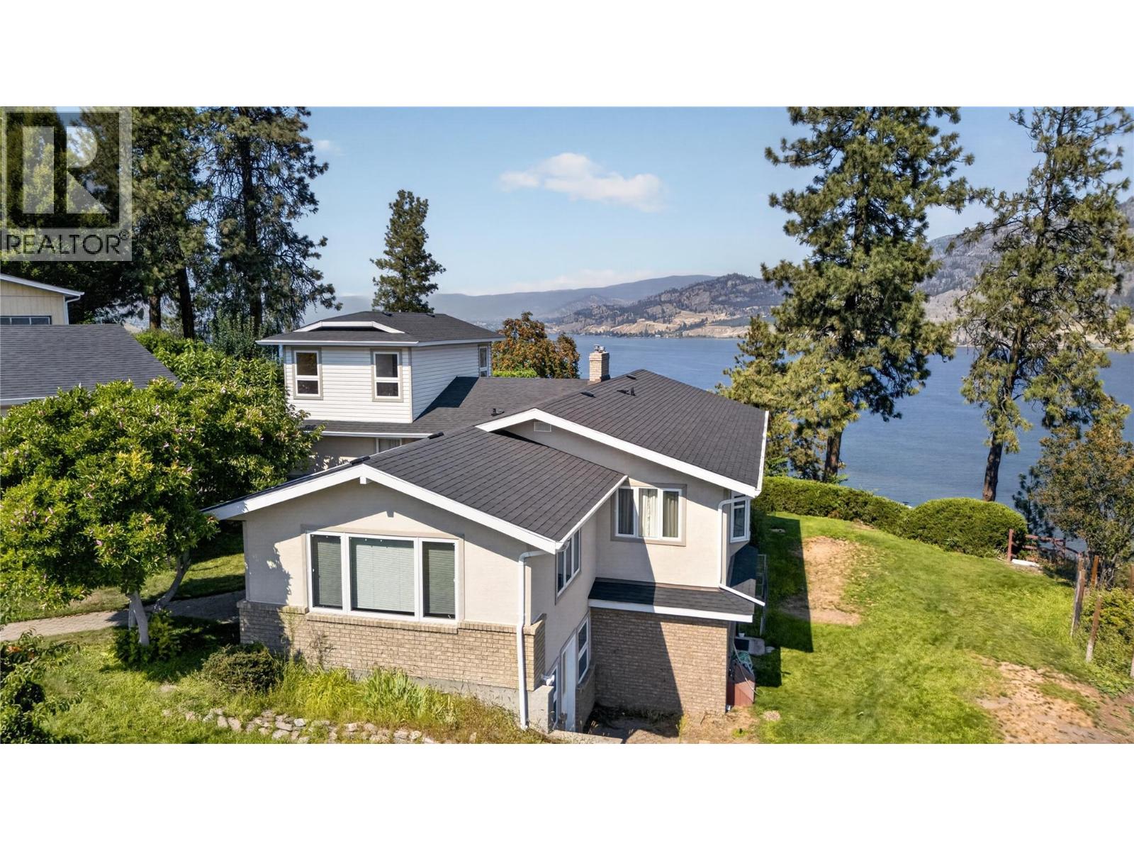 131 Cedar Avenue, Kaleden, British Columbia  V0H 1K0 - Photo 4 - 10395529