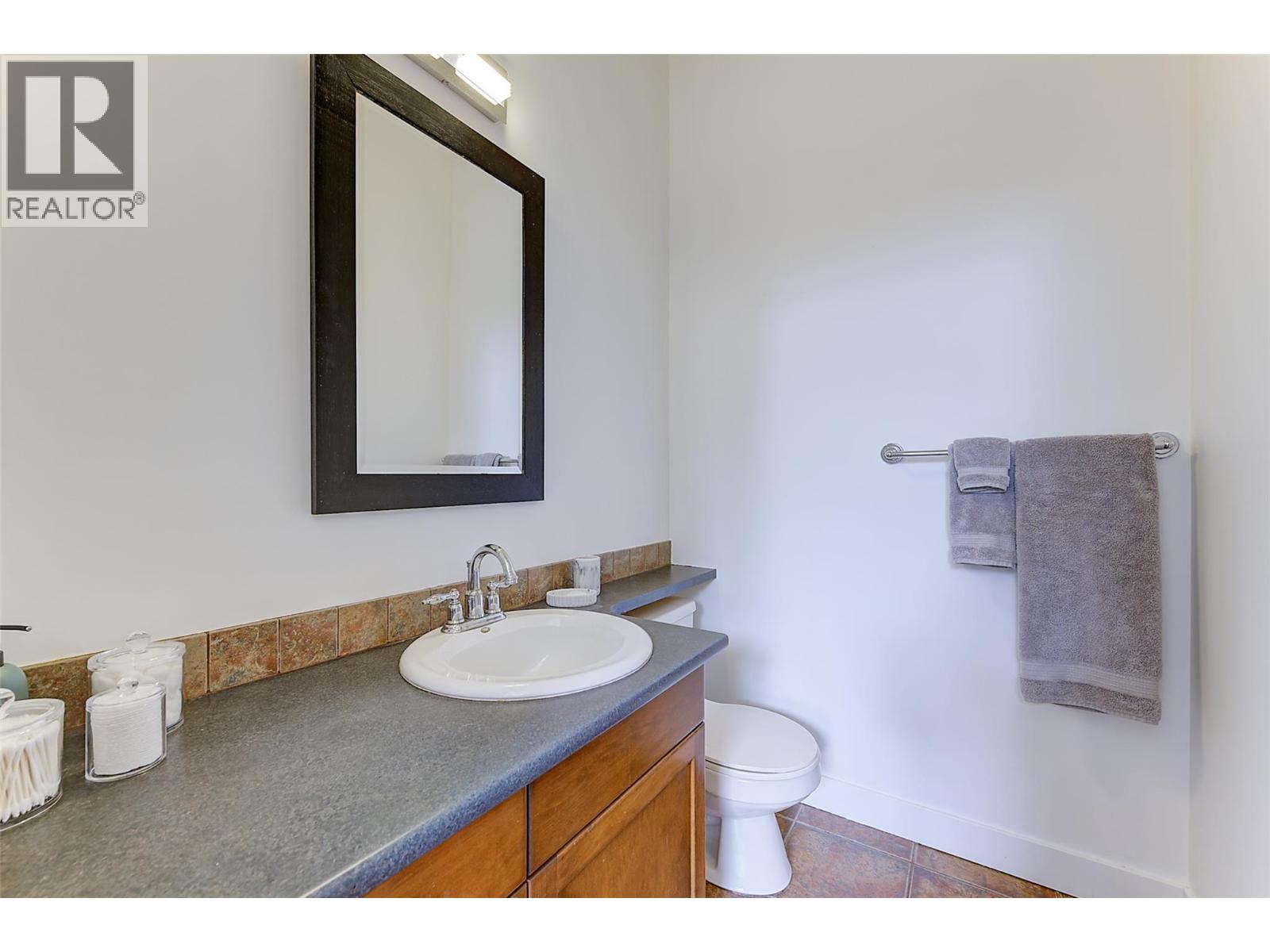 1795 Country Club Drive Unit# 204, Kelowna, British Columbia  V1V 2V9 - Photo 21 - 10379507