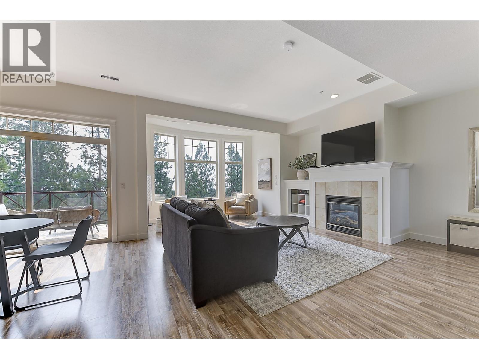 1795 Country Club Drive Unit# 204, Kelowna, British Columbia  V1V 2V9 - Photo 5 - 10379507