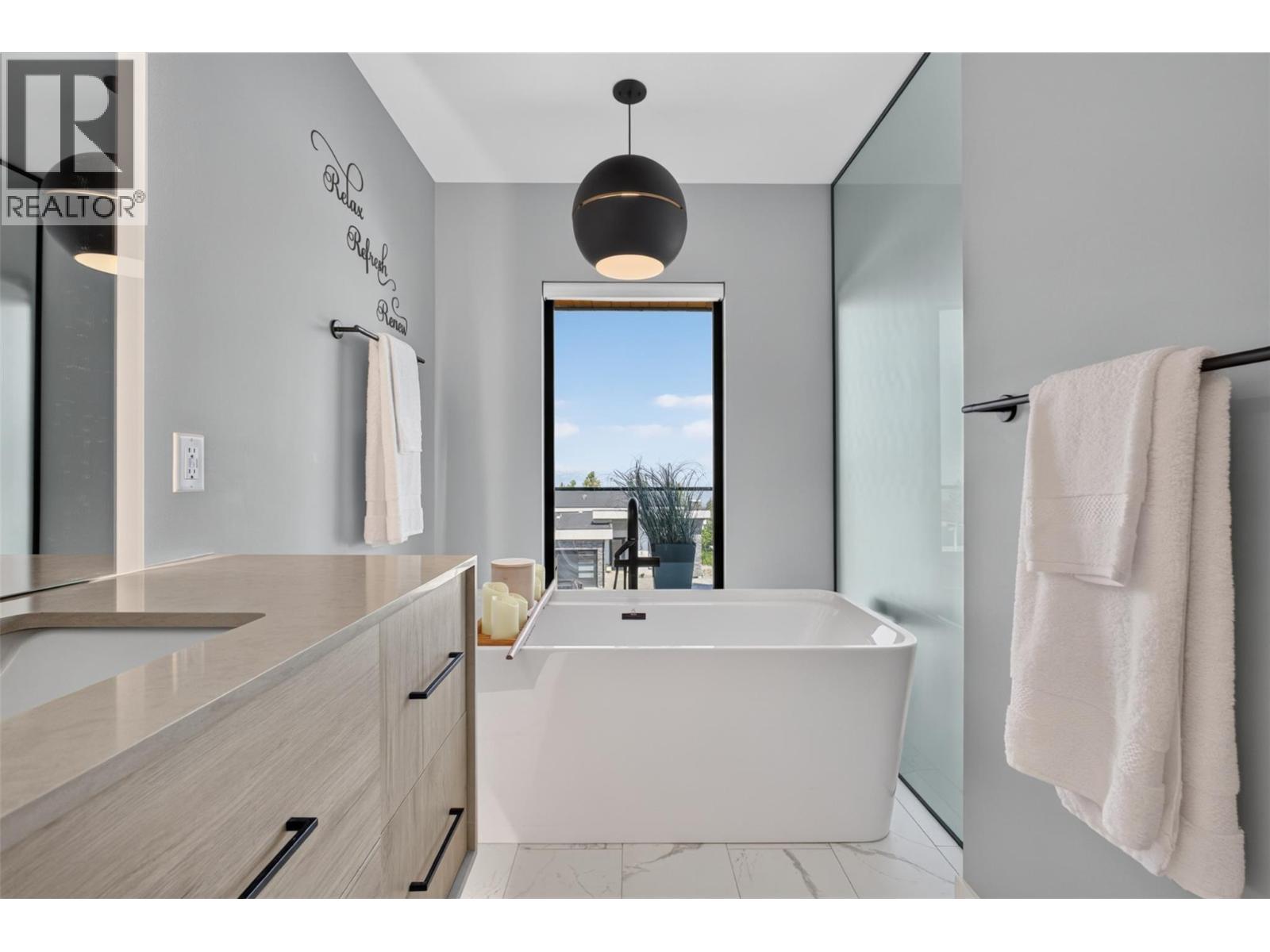 537 Hawes Court, Kelowna, British Columbia  V1W 5C5 - Photo 34 - 10395962