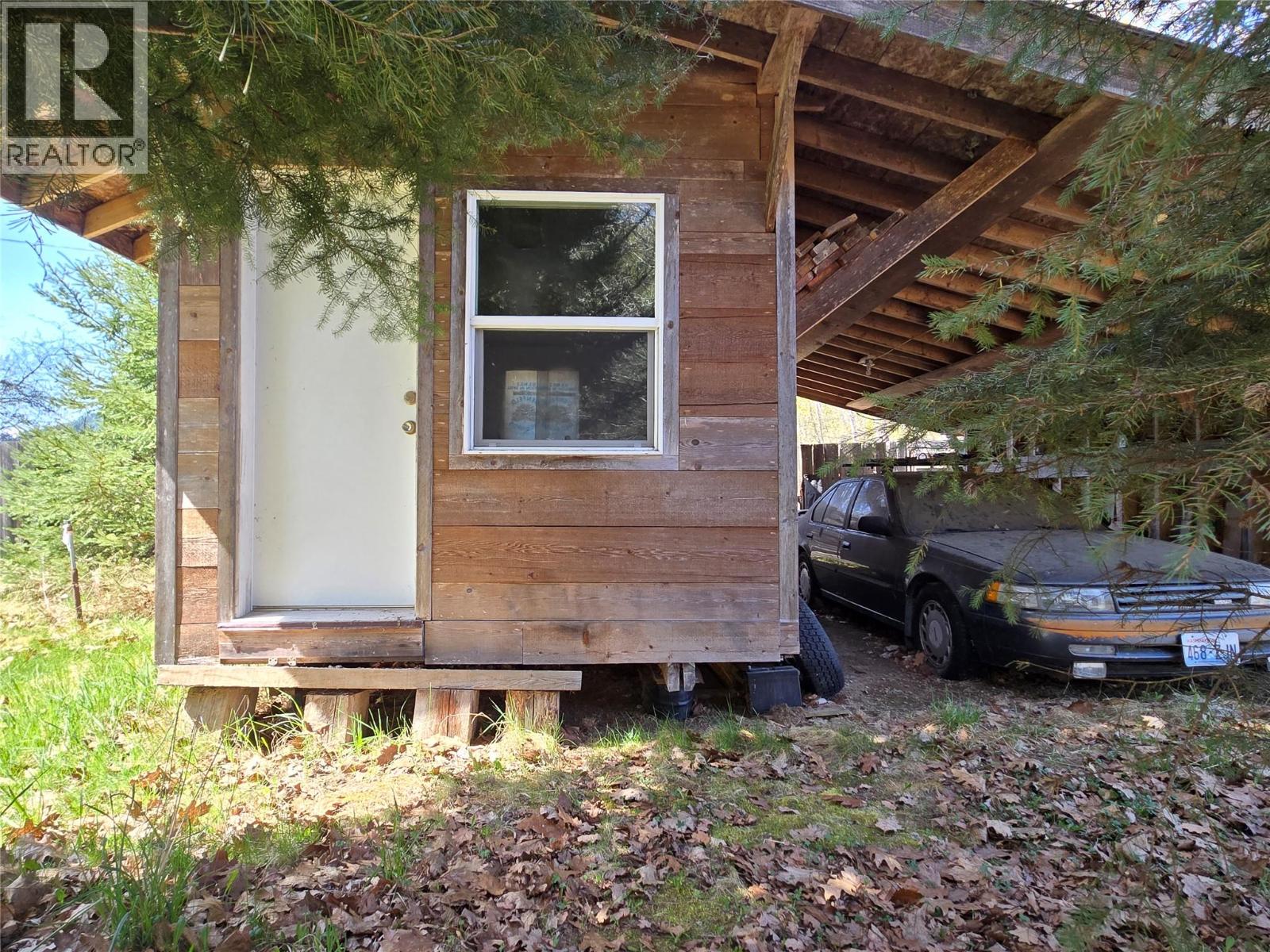 6268 Picard Road, Appledale, British Columbia  V0G 2J0 - Photo 31 - 10397027