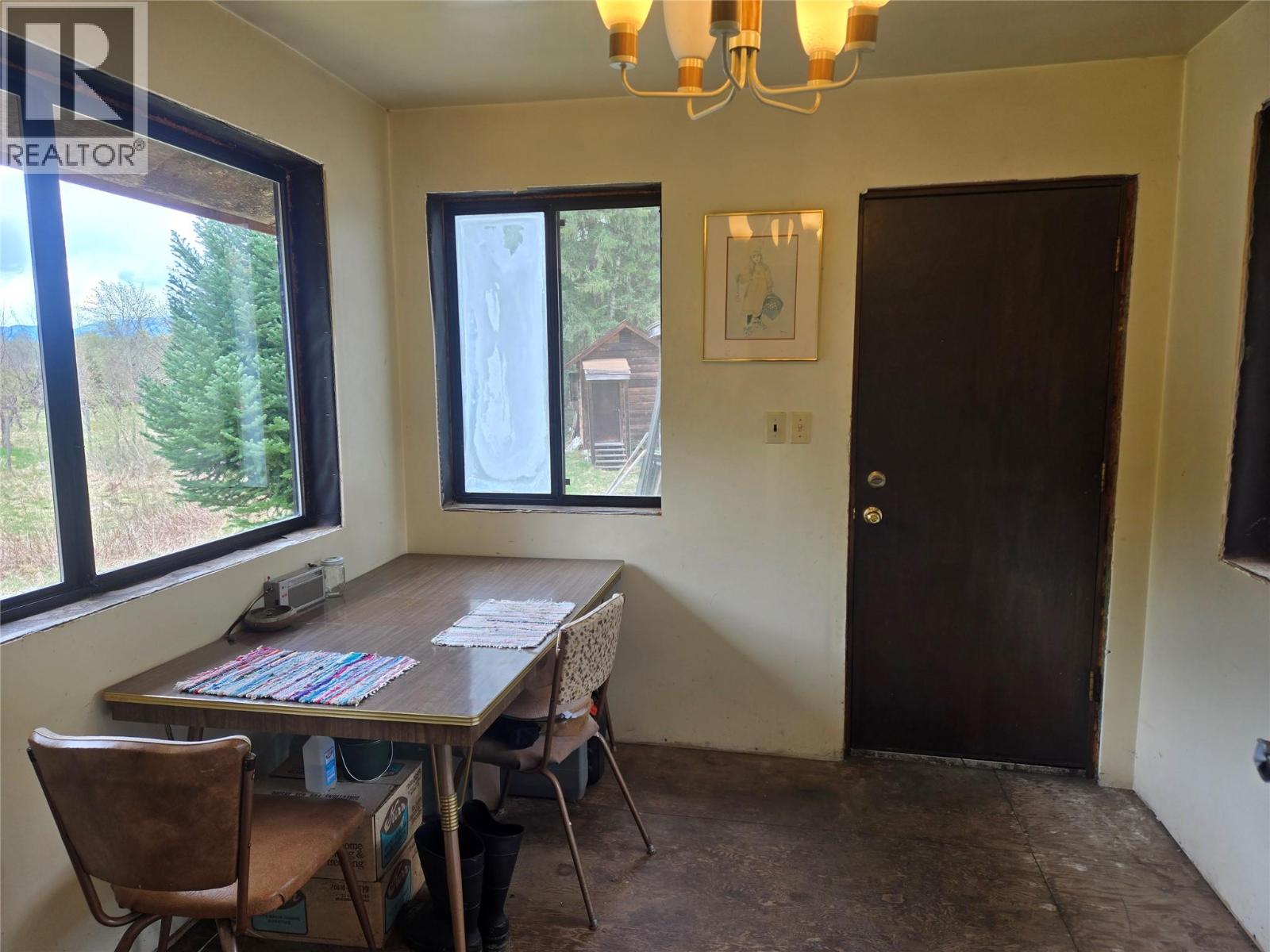 6268 Picard Road, Appledale, British Columbia  V0G 2J0 - Photo 5 - 10397027