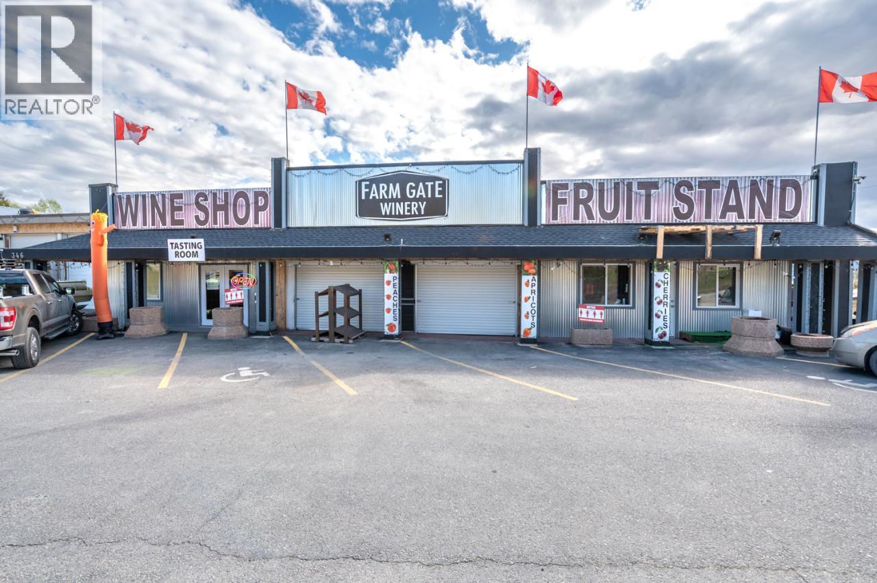 346 Hwy 97, Kaleden, British Columbia  V0H 1K0 - Photo 2 - 10397025
