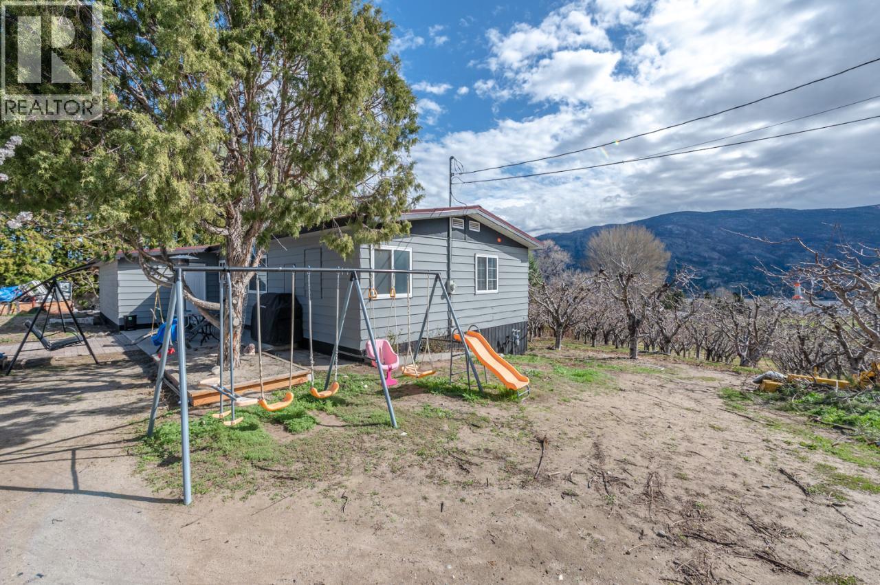 346 Hwy 97, Kaleden, British Columbia  V0H 1K0 - Photo 7 - 10397025