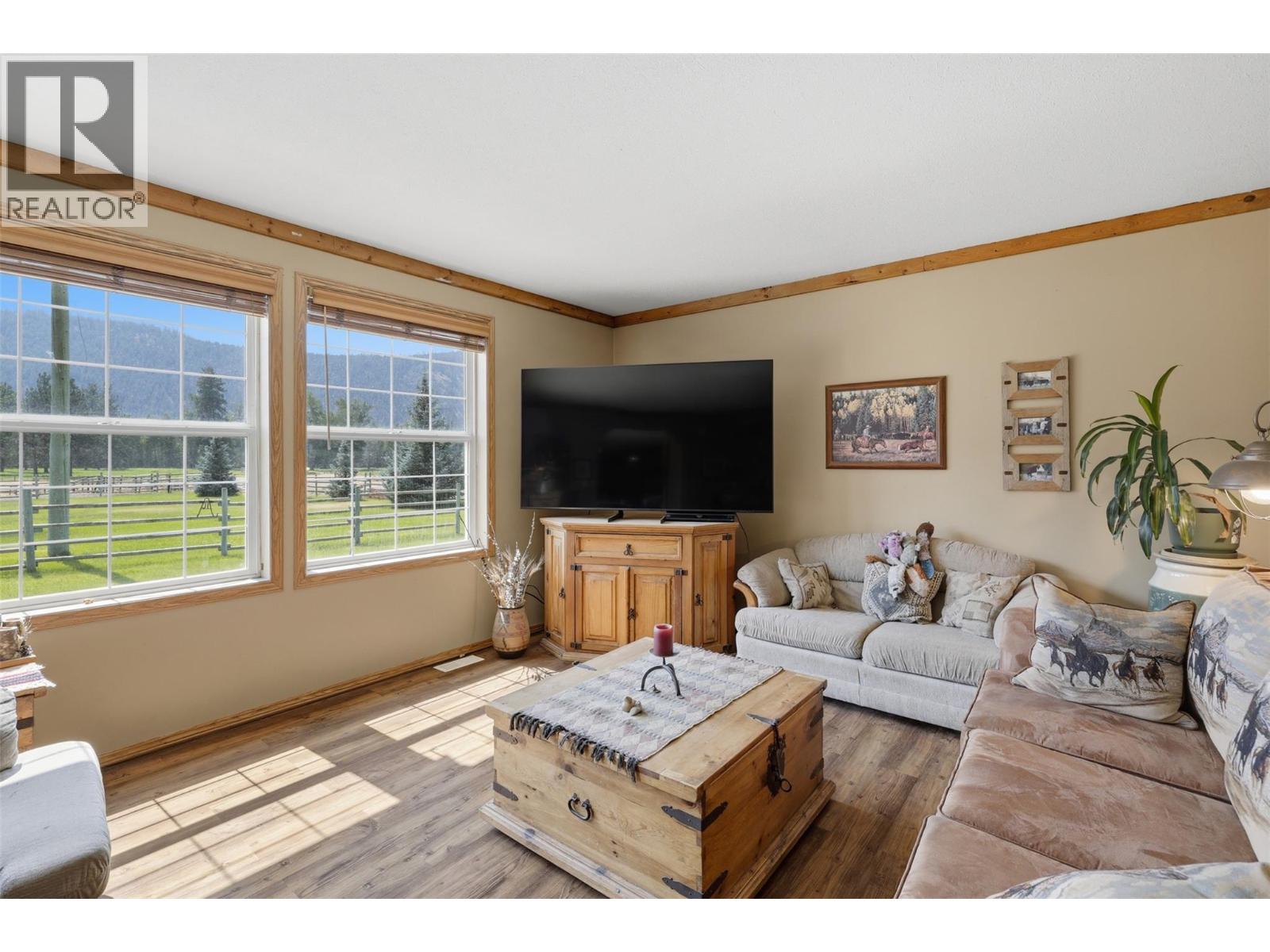 2225 Hazelhurst Road, Merritt, British Columbia  V1K 1N7 - Photo 17 - 10397115