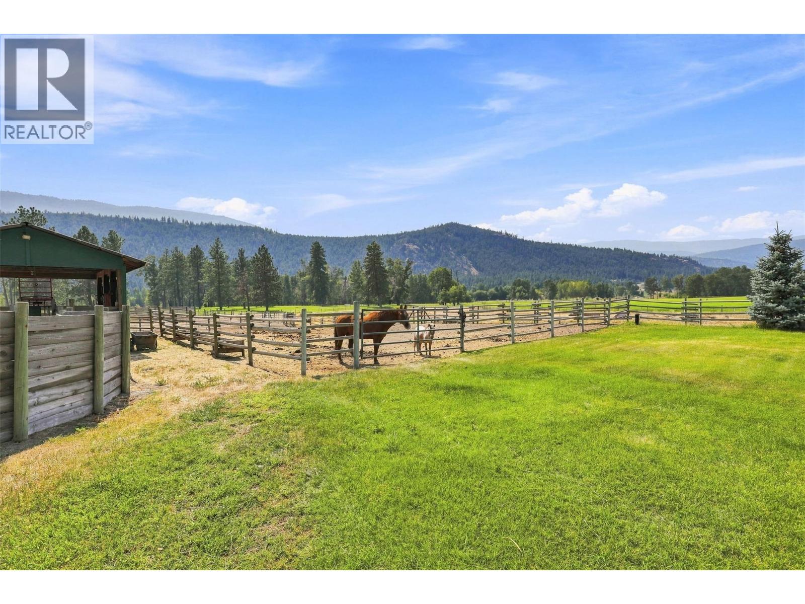 2225 Hazelhurst Road, Merritt, British Columbia  V1K 1N7 - Photo 5 - 10397115