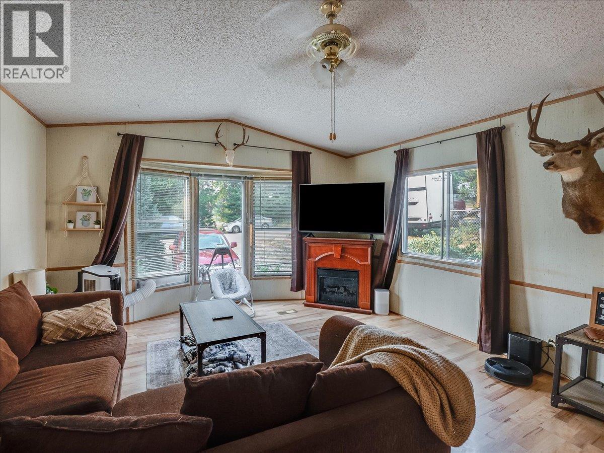 1015 Garden Road, South Slocan, British Columbia  V0G 2G1 - Photo 13 - 10396973