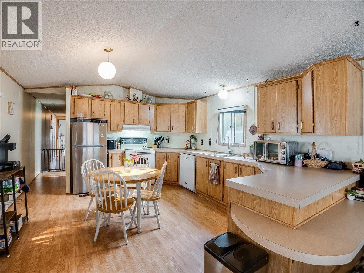 1015 Garden Road, South Slocan, British Columbia  V0G 2G1 - Photo 16 - 10396973