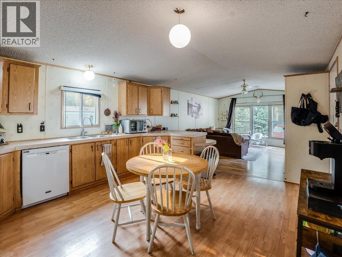 1015 Garden Road, South Slocan, British Columbia  V0G 2G1 - Photo 17 - 10396973