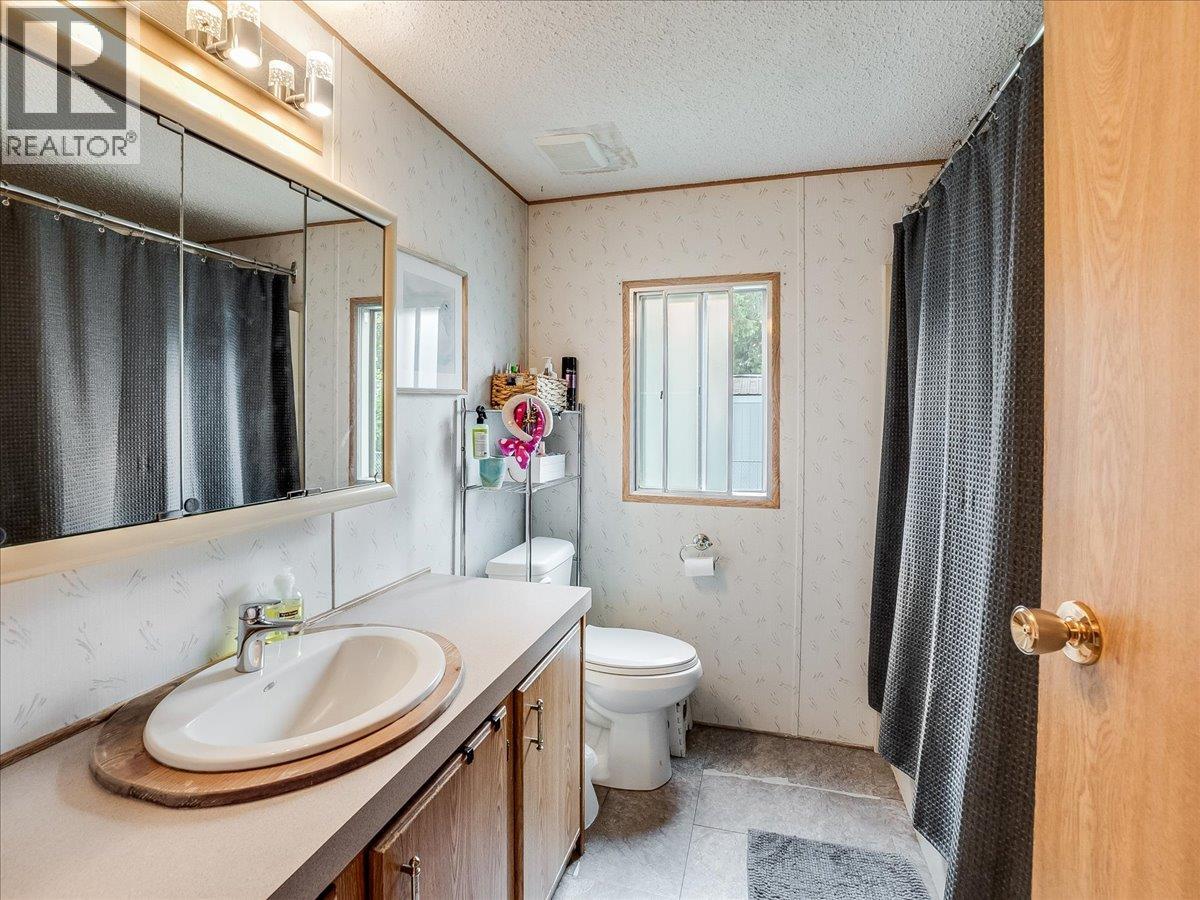 1015 Garden Road, South Slocan, British Columbia  V0G 2G1 - Photo 23 - 10396973
