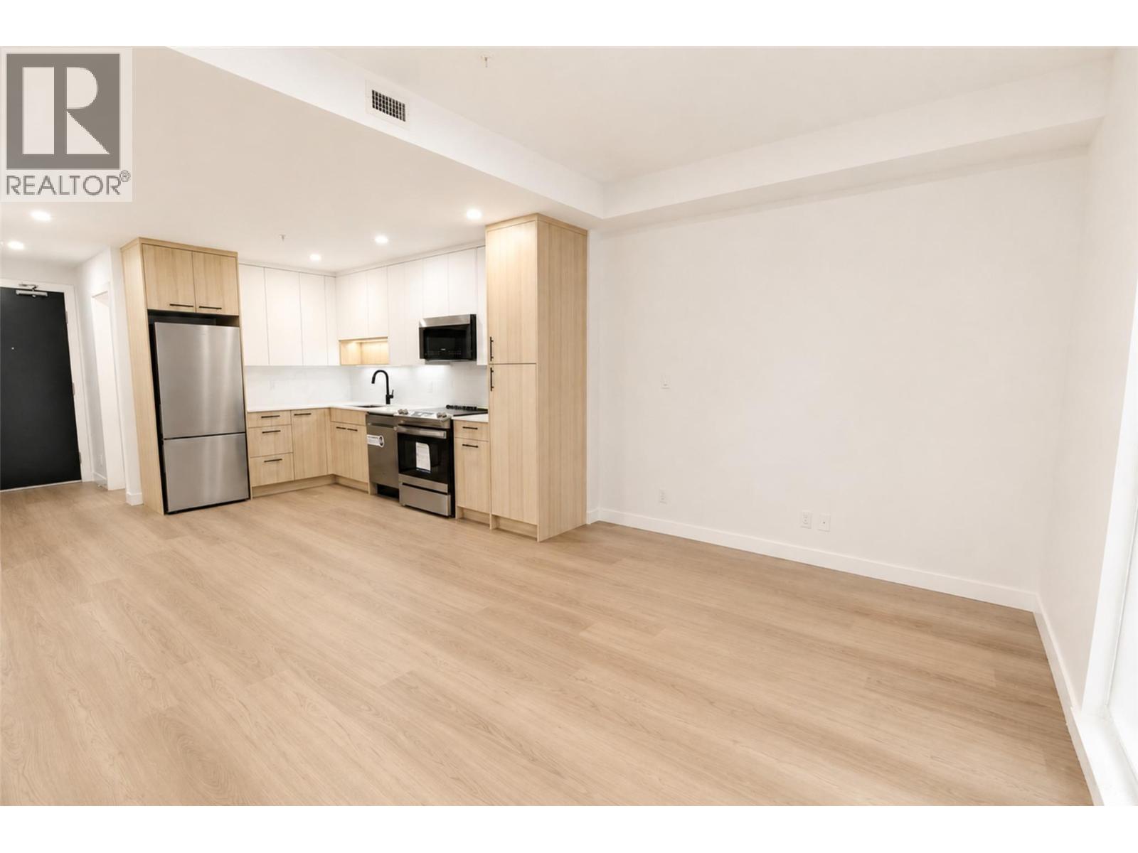 1380 Pridham Avenue Unit# 409, Kelowna, British Columbia  V1Y 0P7 - Photo 2 - 10396266