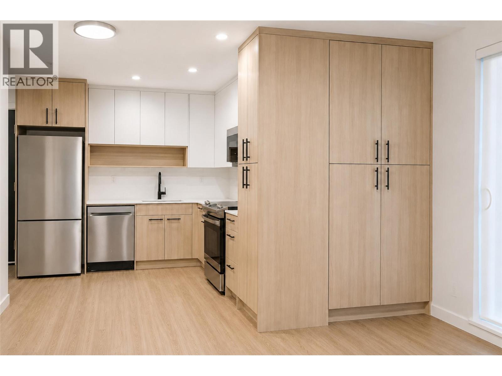 1380 Pridham Avenue Unit# 201, Kelowna, British Columbia  V1Y 6B5 - Photo 12 - 10395890