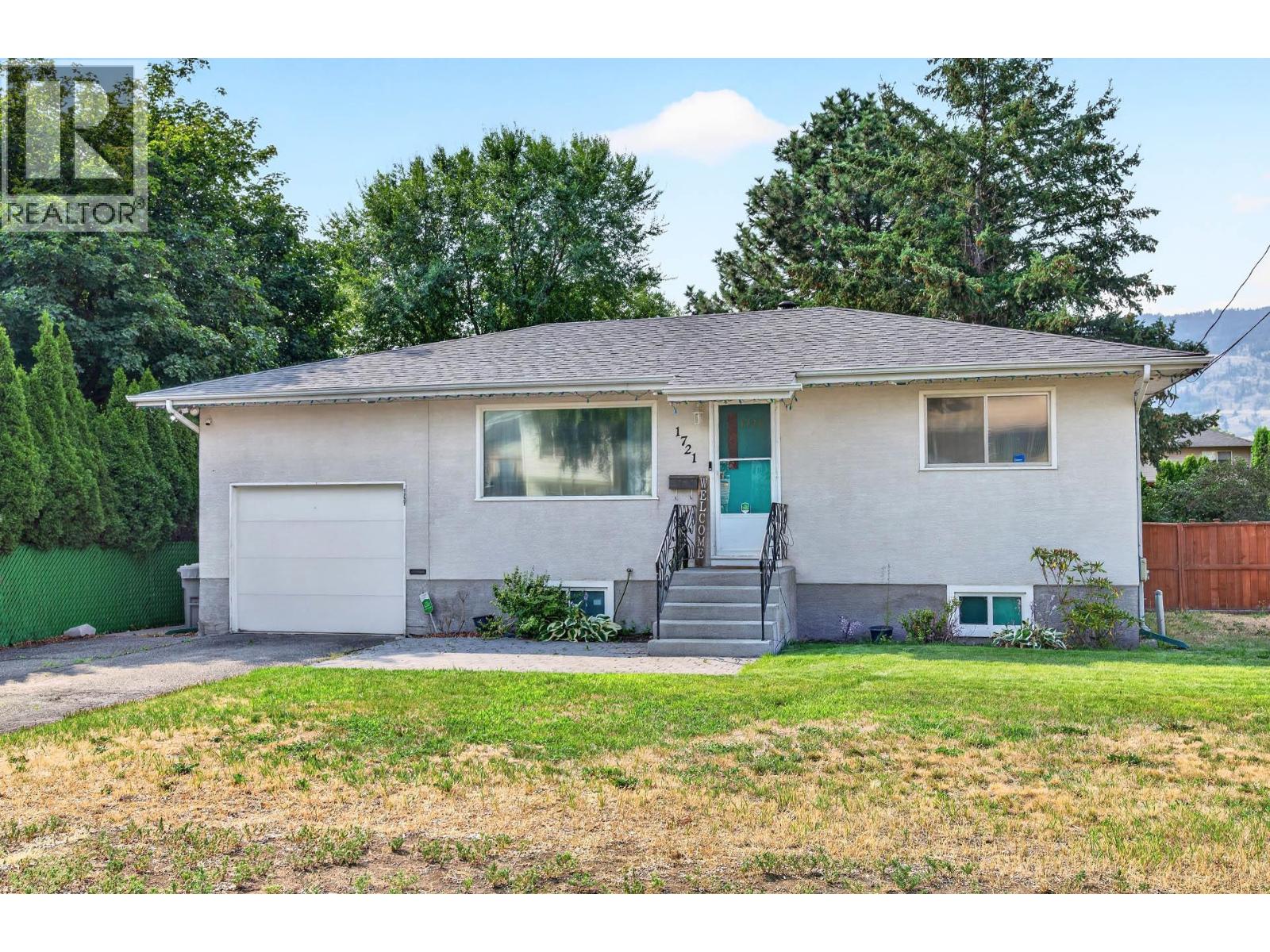1721 Brunner Avenue, Kamloops, British Columbia  V2B 4K1 - Photo 1 - 10397110