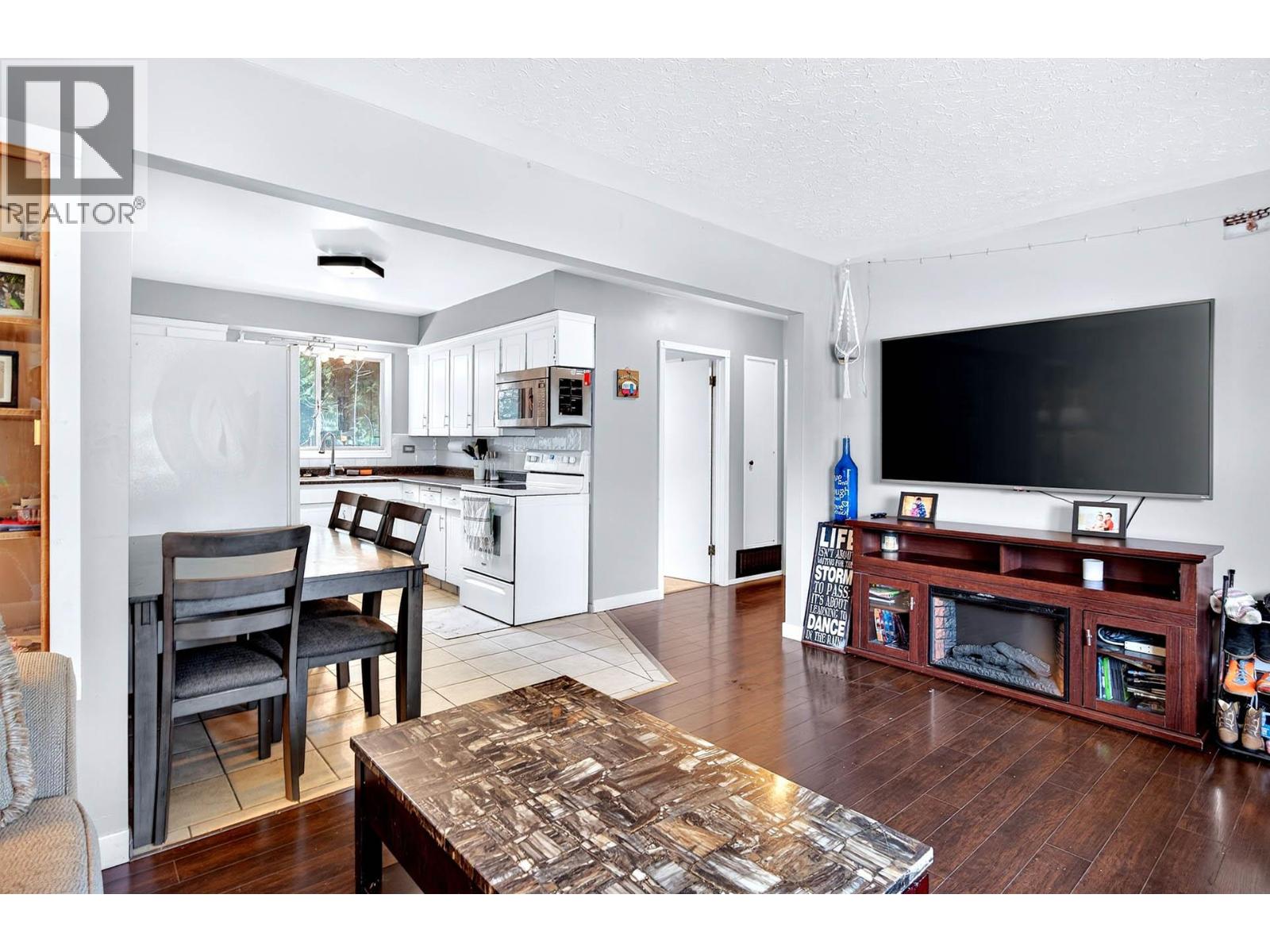 1721 Brunner Avenue, Kamloops, British Columbia  V2B 4K1 - Photo 4 - 10397110