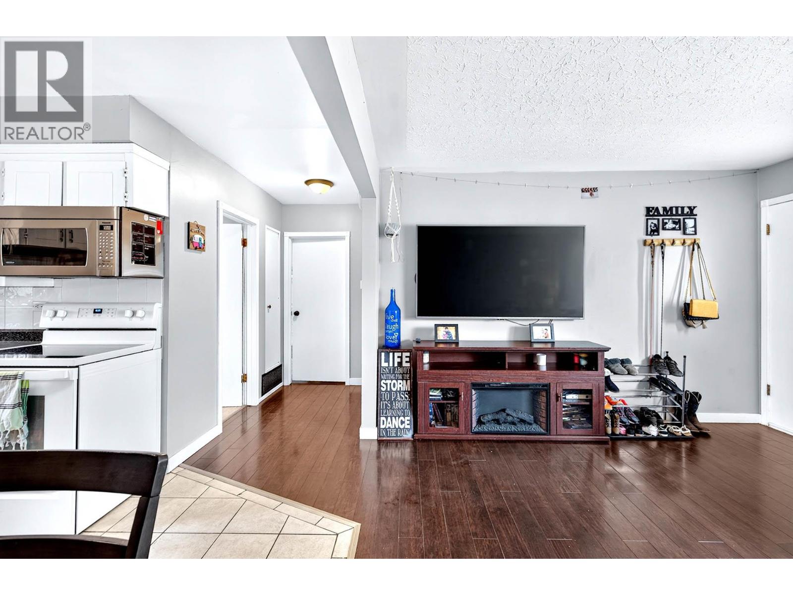 1721 Brunner Avenue, Kamloops, British Columbia  V2B 4K1 - Photo 5 - 10397110