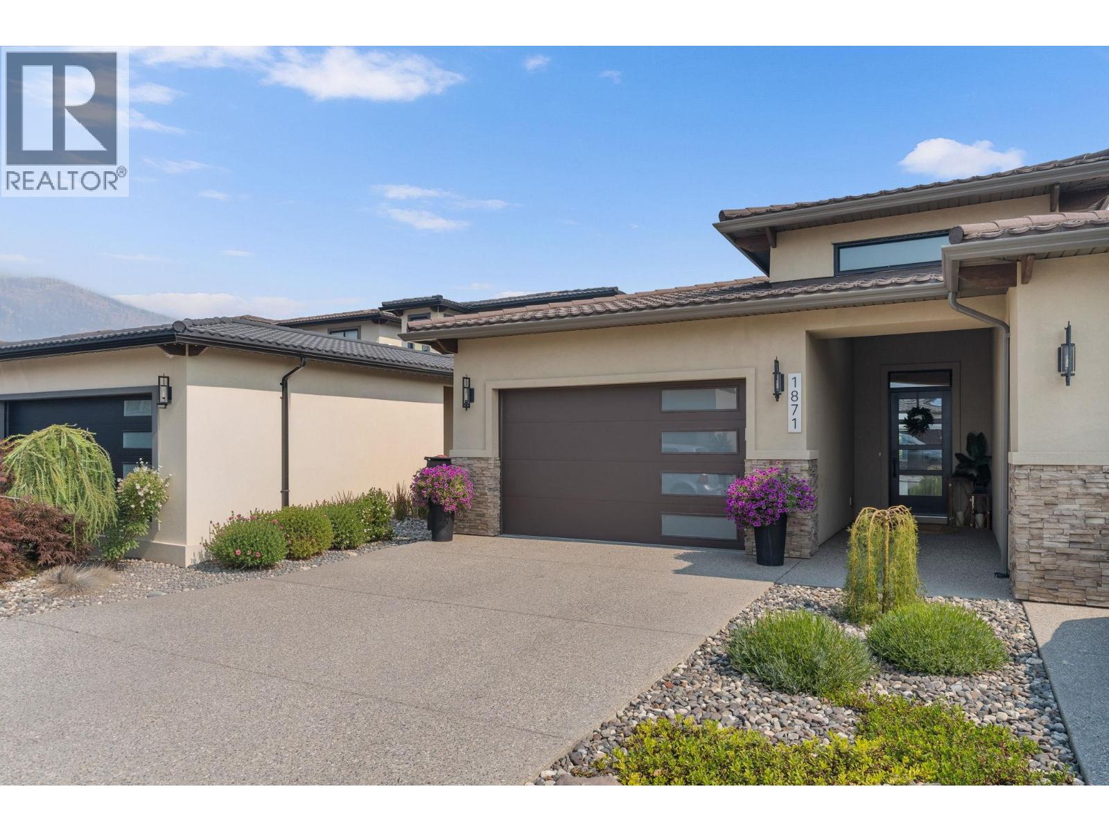 1871 Viewpoint Crescent, Westbank, British Columbia  V1Z 4E1 - Photo 1 - 10397062