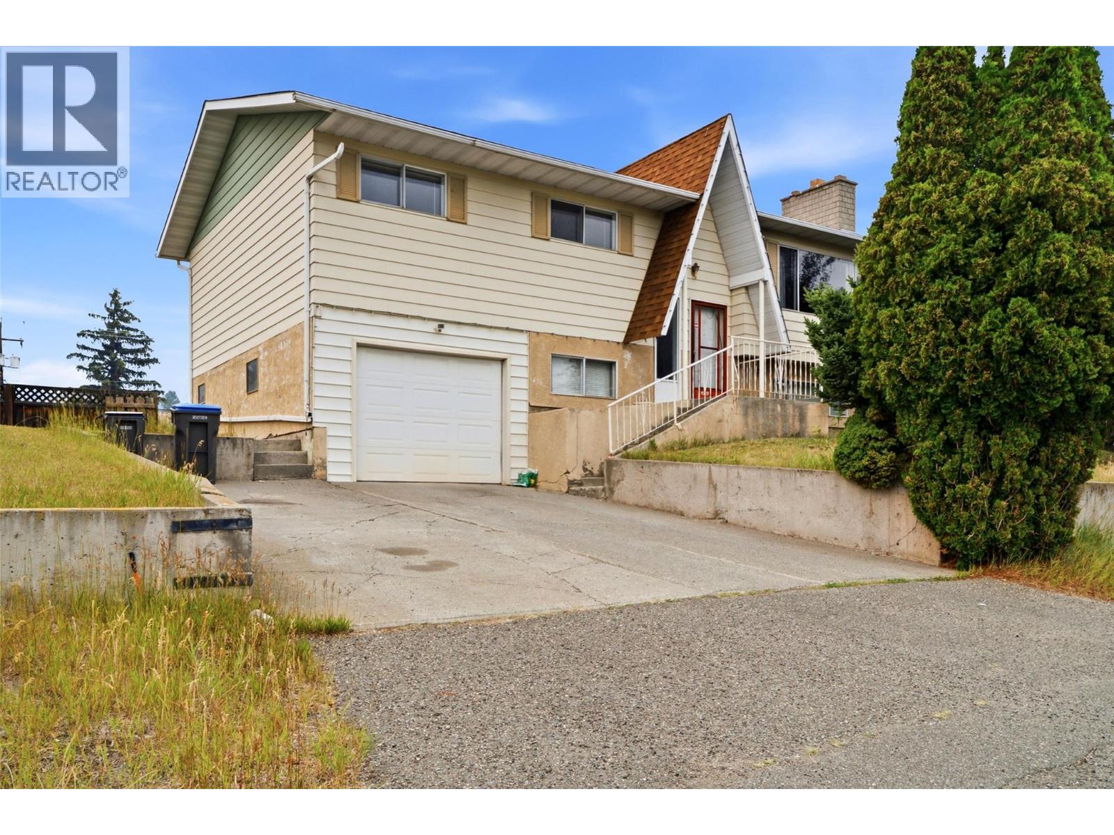 2475 Irvine Avenue, Merritt, British Columbia  V1K 1H4 - Photo 1 - 10397126