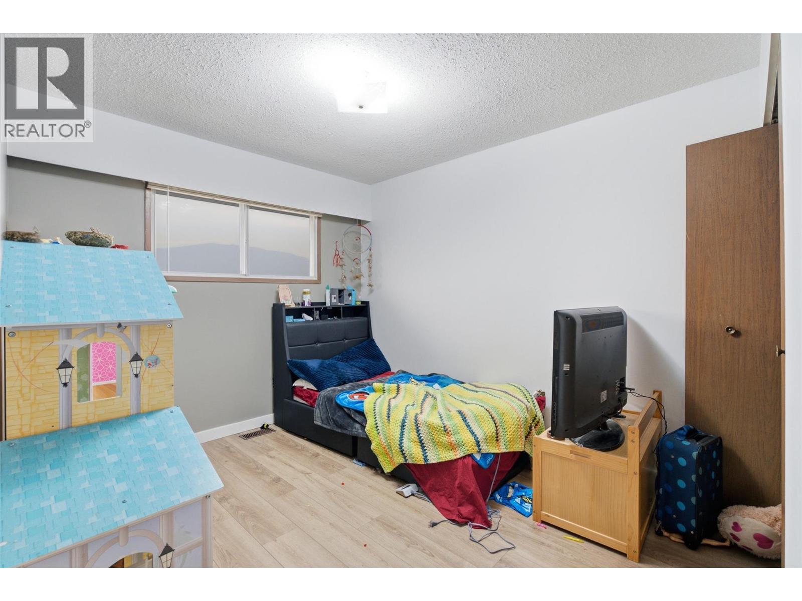 2475 Irvine Avenue, Merritt, British Columbia  V1K 1H4 - Photo 16 - 10397126