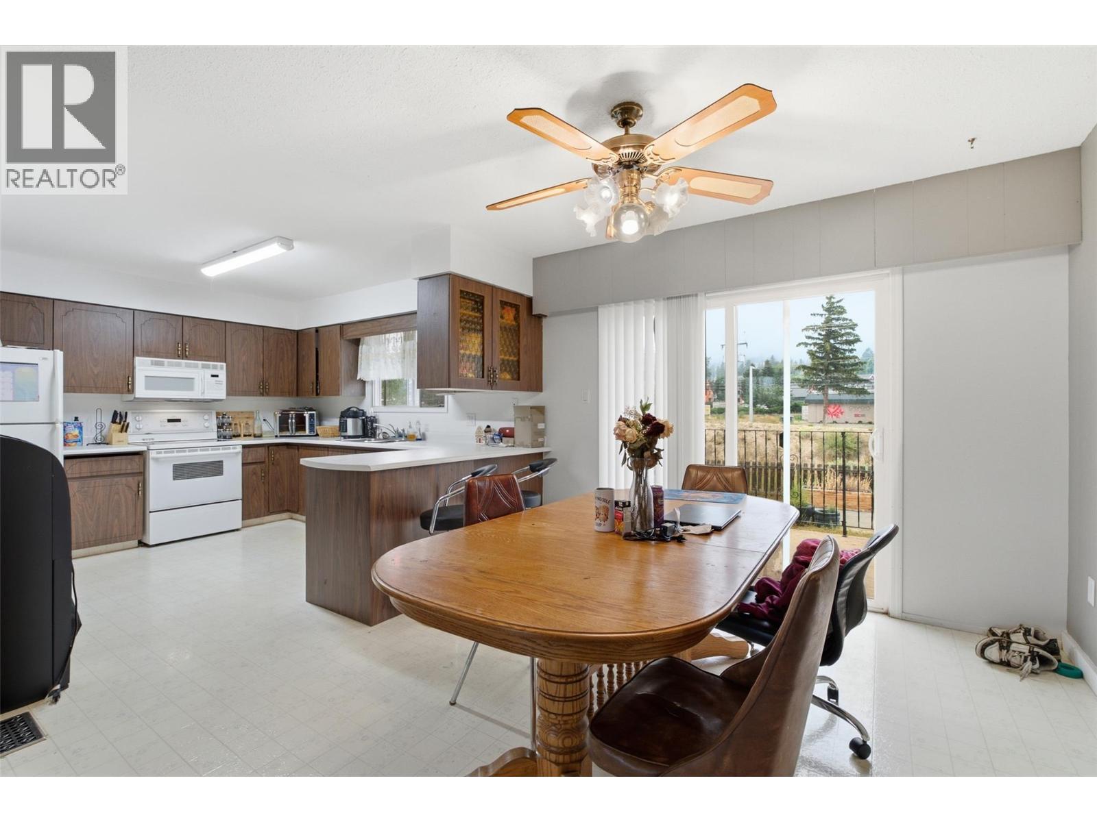 2475 Irvine Avenue, Merritt, British Columbia  V1K 1H4 - Photo 22 - 10397126