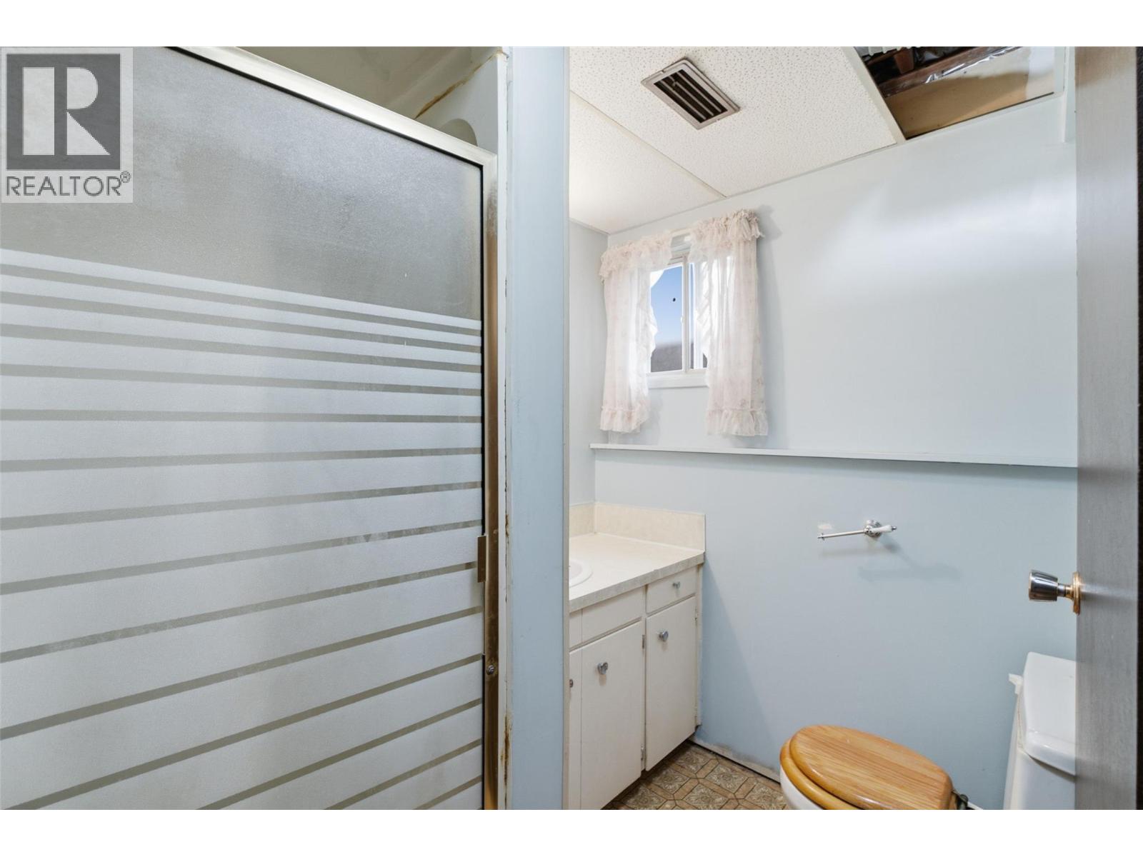 2475 Irvine Avenue, Merritt, British Columbia  V1K 1H4 - Photo 29 - 10397126
