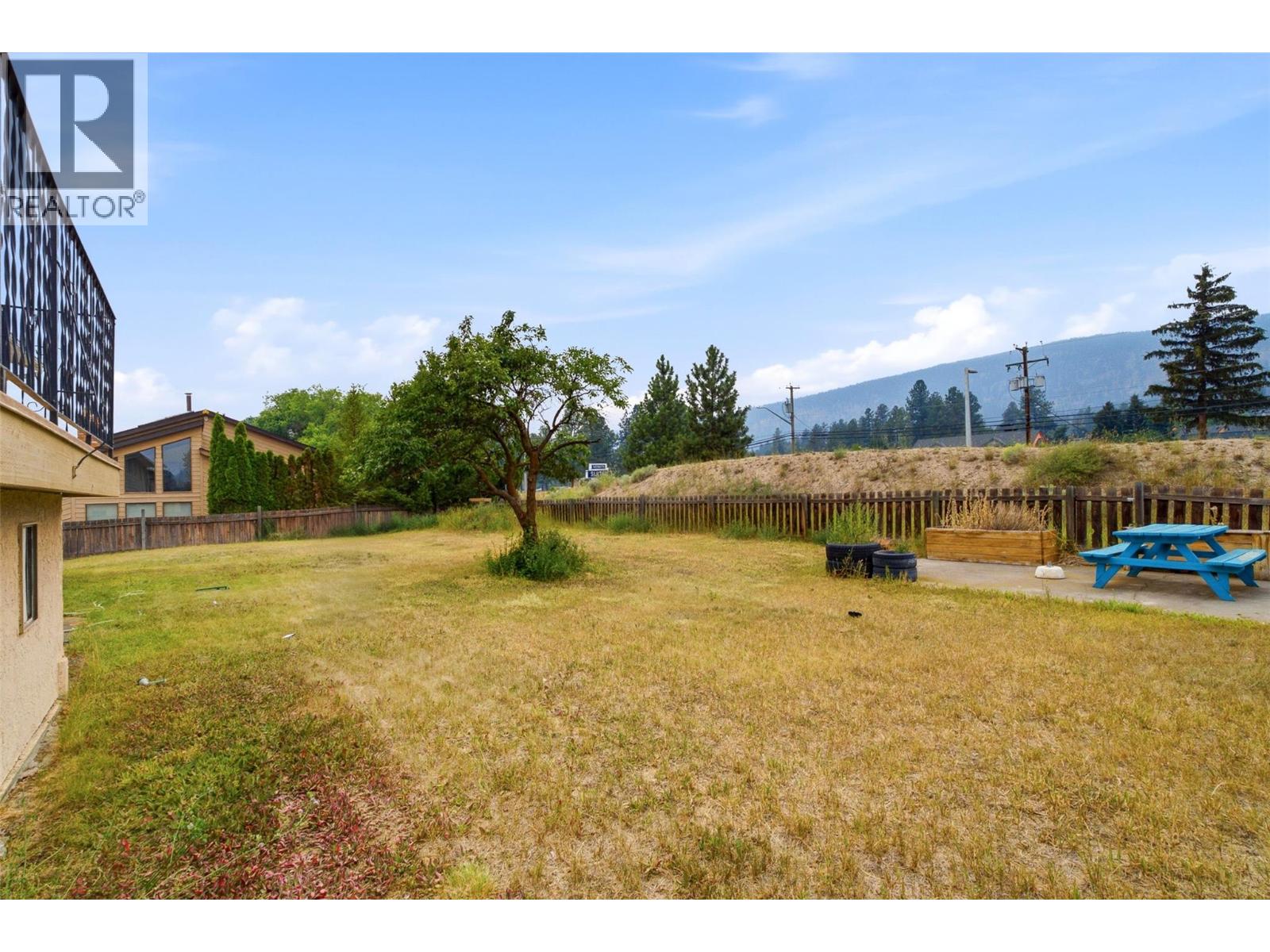 2475 Irvine Avenue, Merritt, British Columbia  V1K 1H4 - Photo 35 - 10397126
