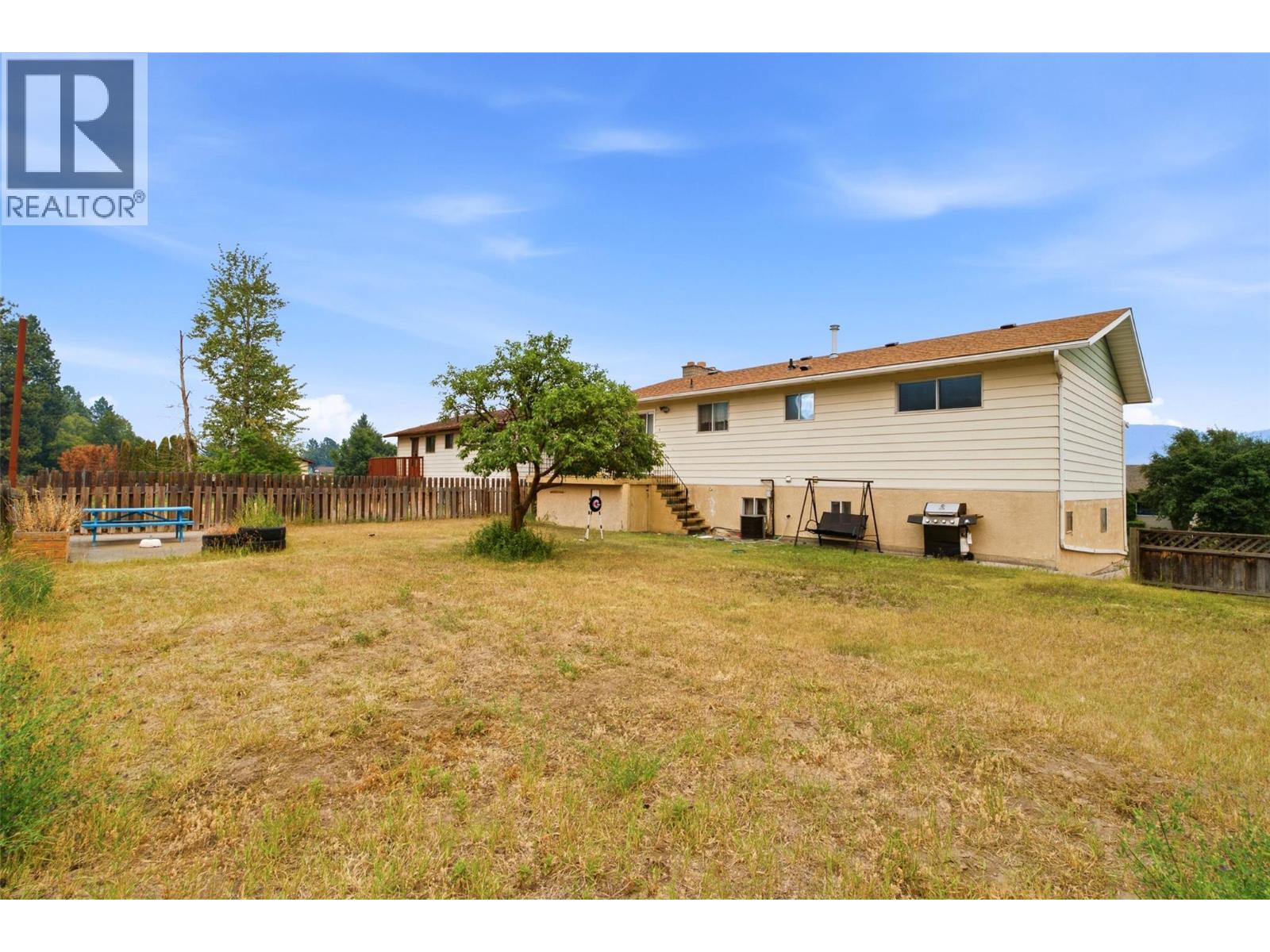2475 Irvine Avenue, Merritt, British Columbia  V1K 1H4 - Photo 37 - 10397126