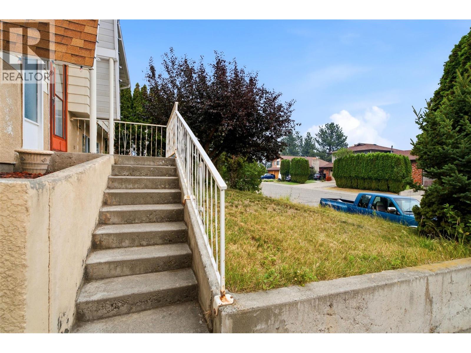 2475 Irvine Avenue, Merritt, British Columbia  V1K 1H4 - Photo 43 - 10397126