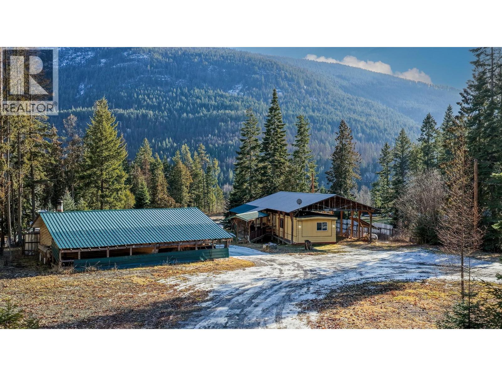 4717 Goat River North Road, Arrow Creek, British Columbia  V0B 1G9 - Photo 1 - 10397131