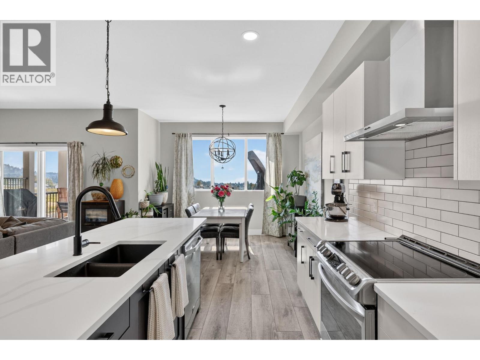 2359 Hawks Boulevard, West Kelowna, British Columbia  V4T 0A7 - Photo 16 - 10397136