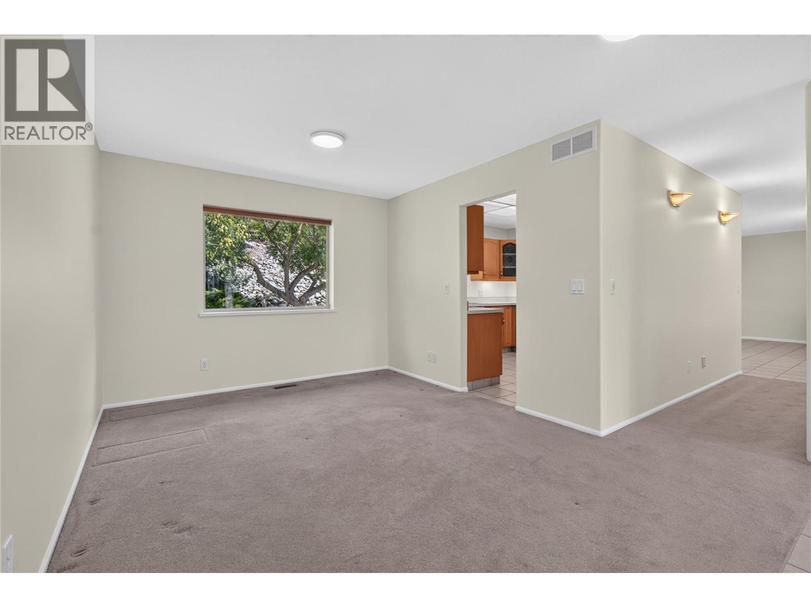 102 Forestbrook Place Unit# 213, Penticton, British Columbia  V2A 7N4 - Photo 5 - 10397042
