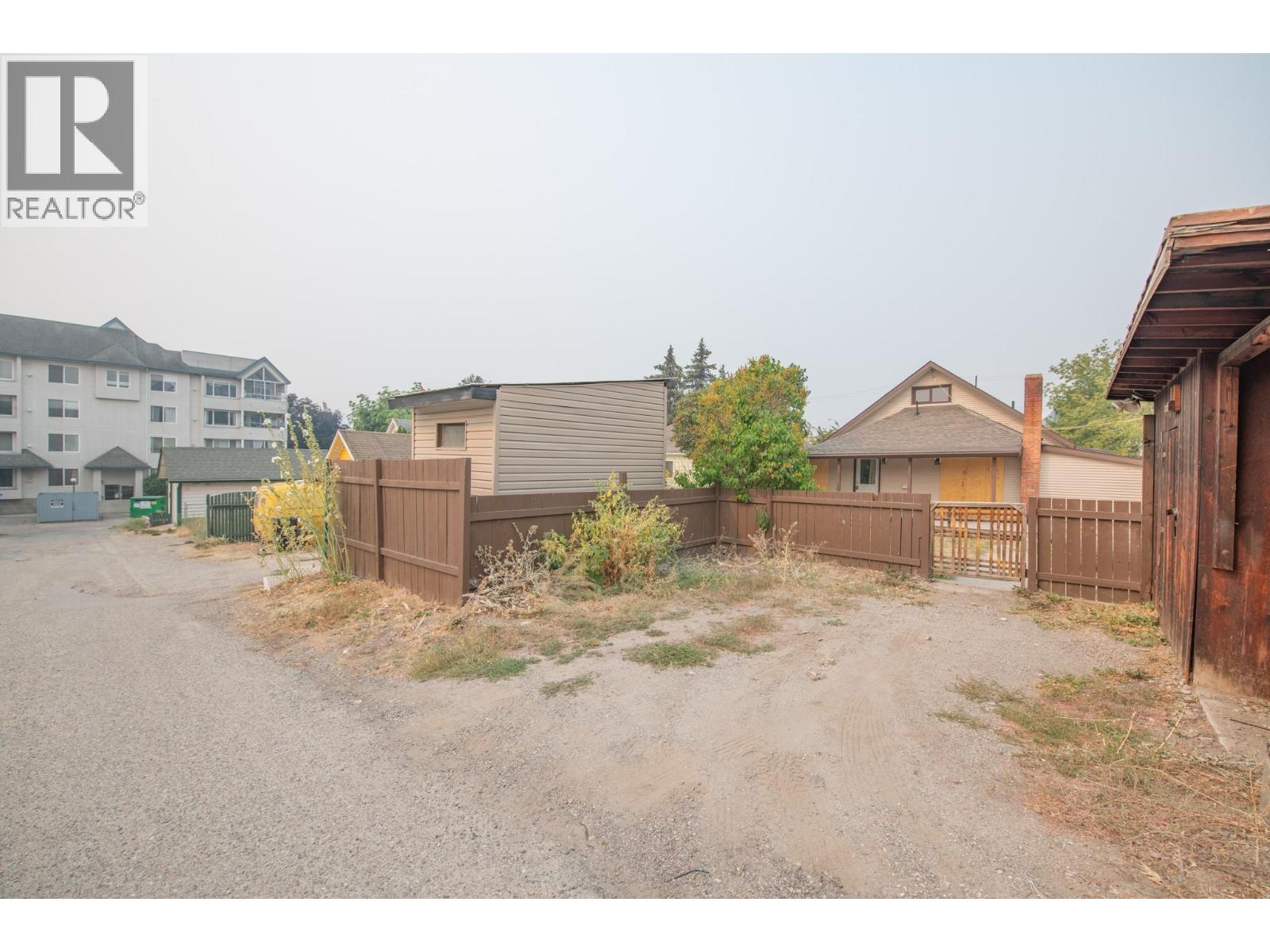 3007 38 Street, Vernon, British Columbia  V1T 6H7 - Photo 41 - 10397043